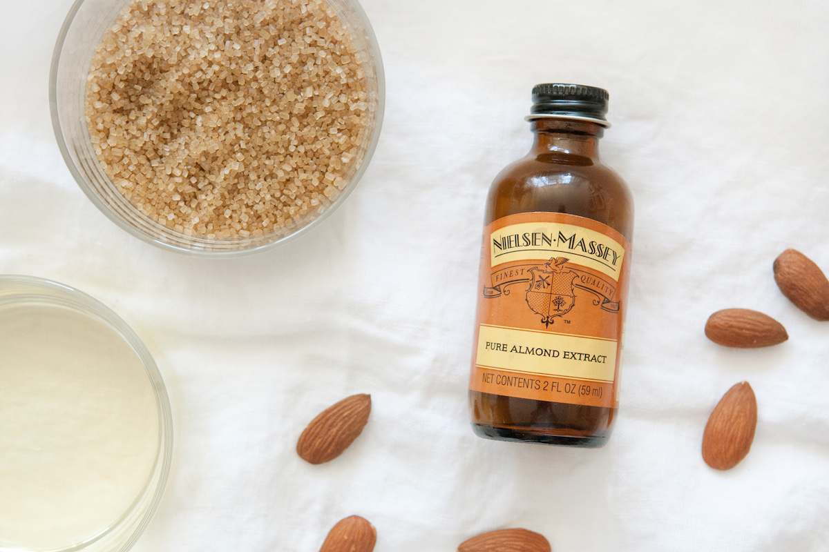 DIY: Almond Extract Sugar Scrub 0