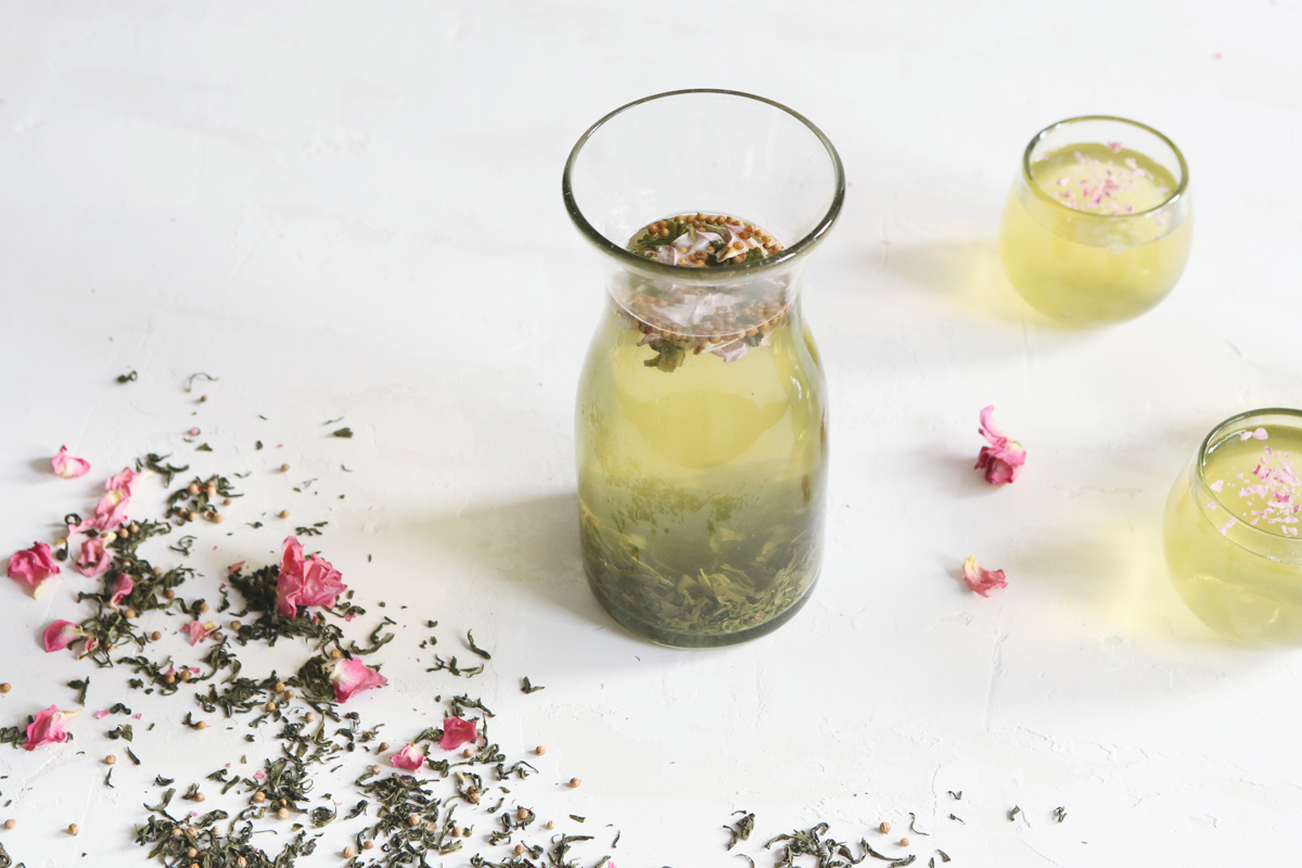 How to Prepare Iced Rose Green Tea Recipe At Home