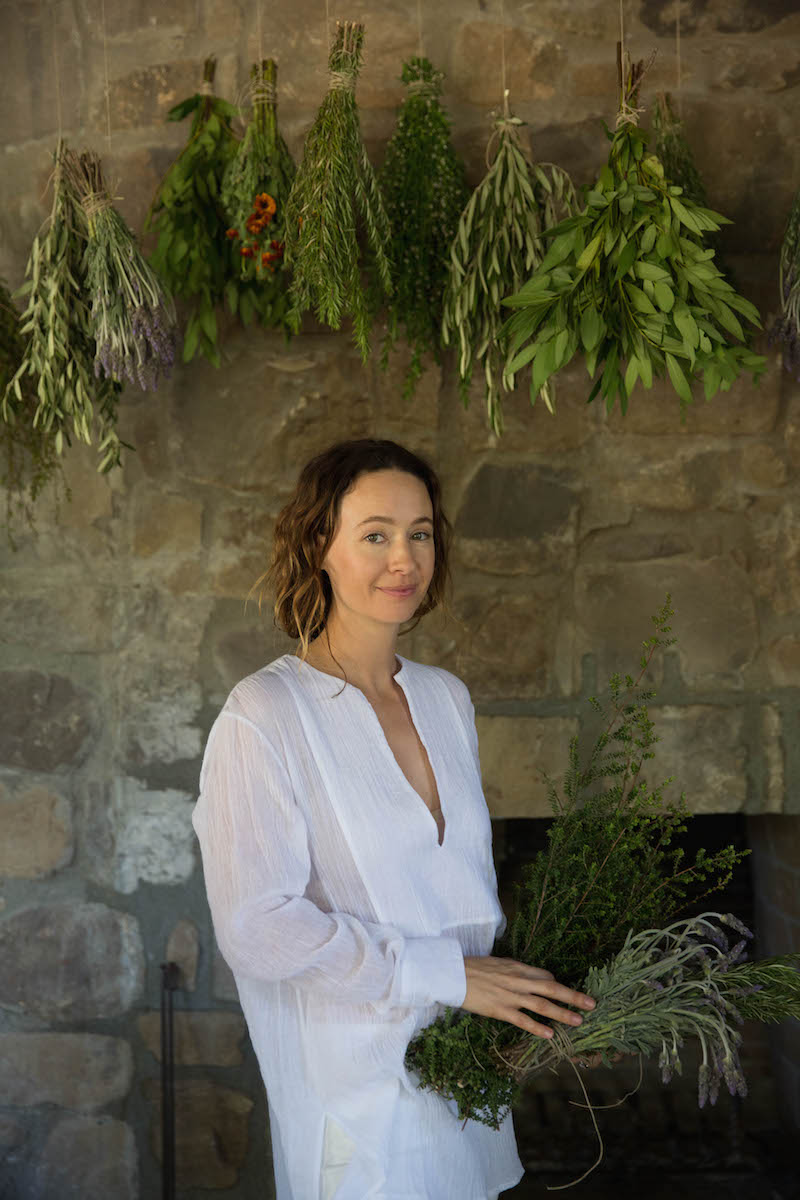 For Your Guests: An Herb-Infused Olive Oil