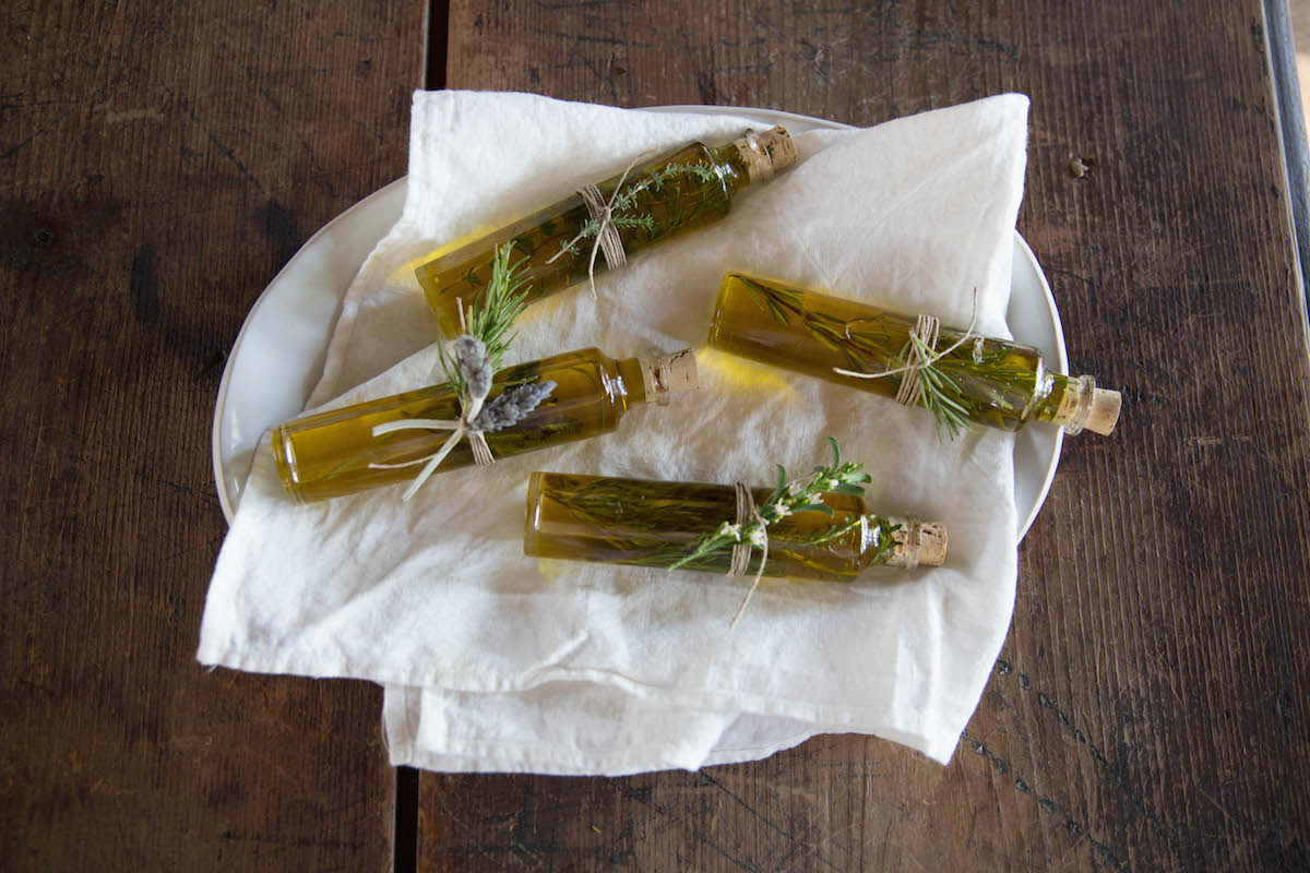For Your Guests: An Herb-Infused Olive Oil 8