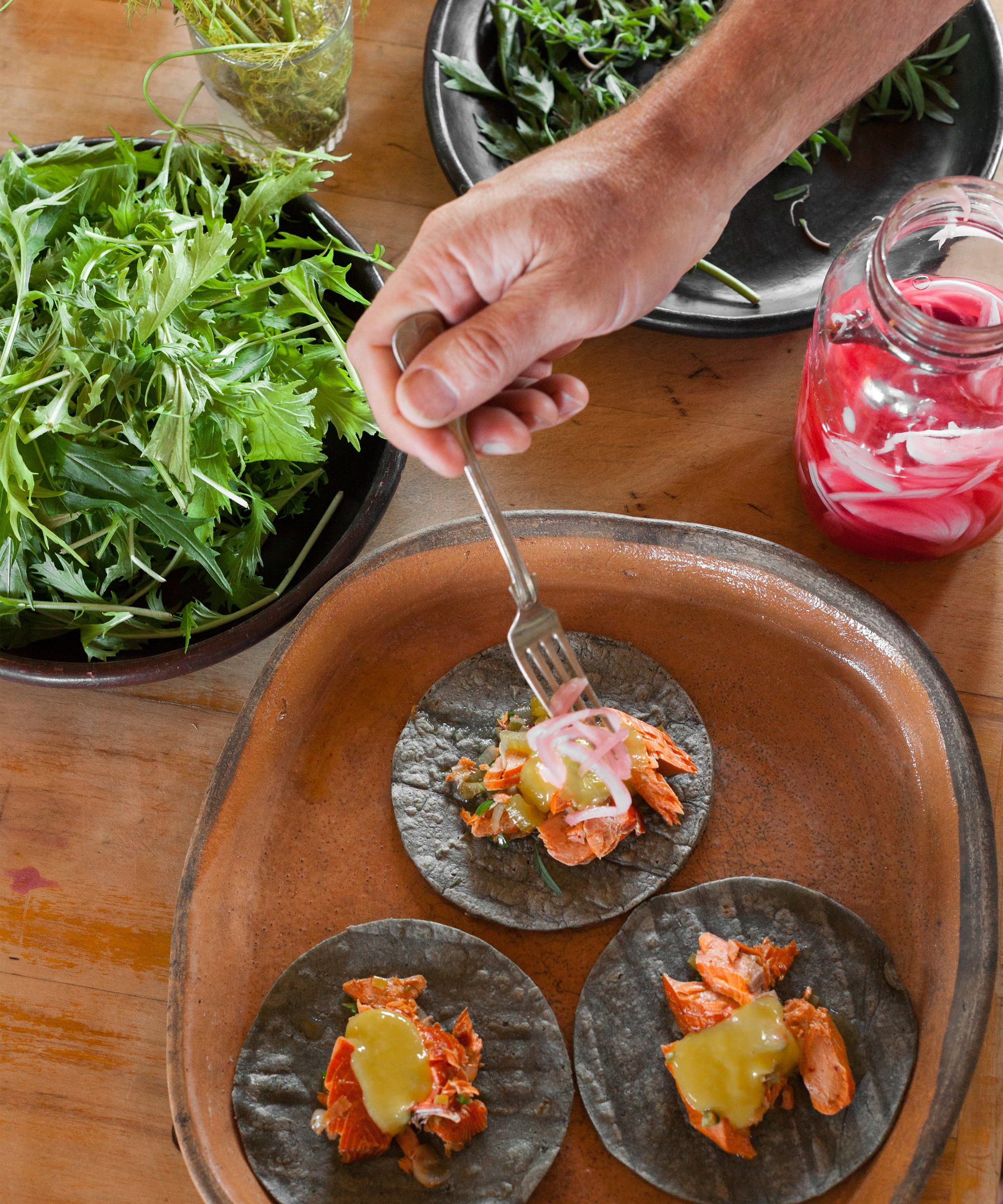 jenni-kayne-jim-henkens-seattle-salmon-tacos-hero