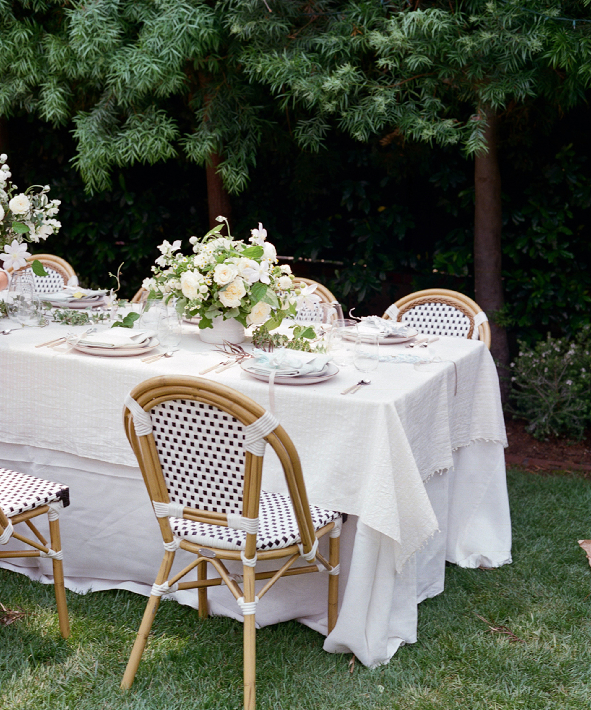 The Ultimate Guide to Planning a Backyard Wedding