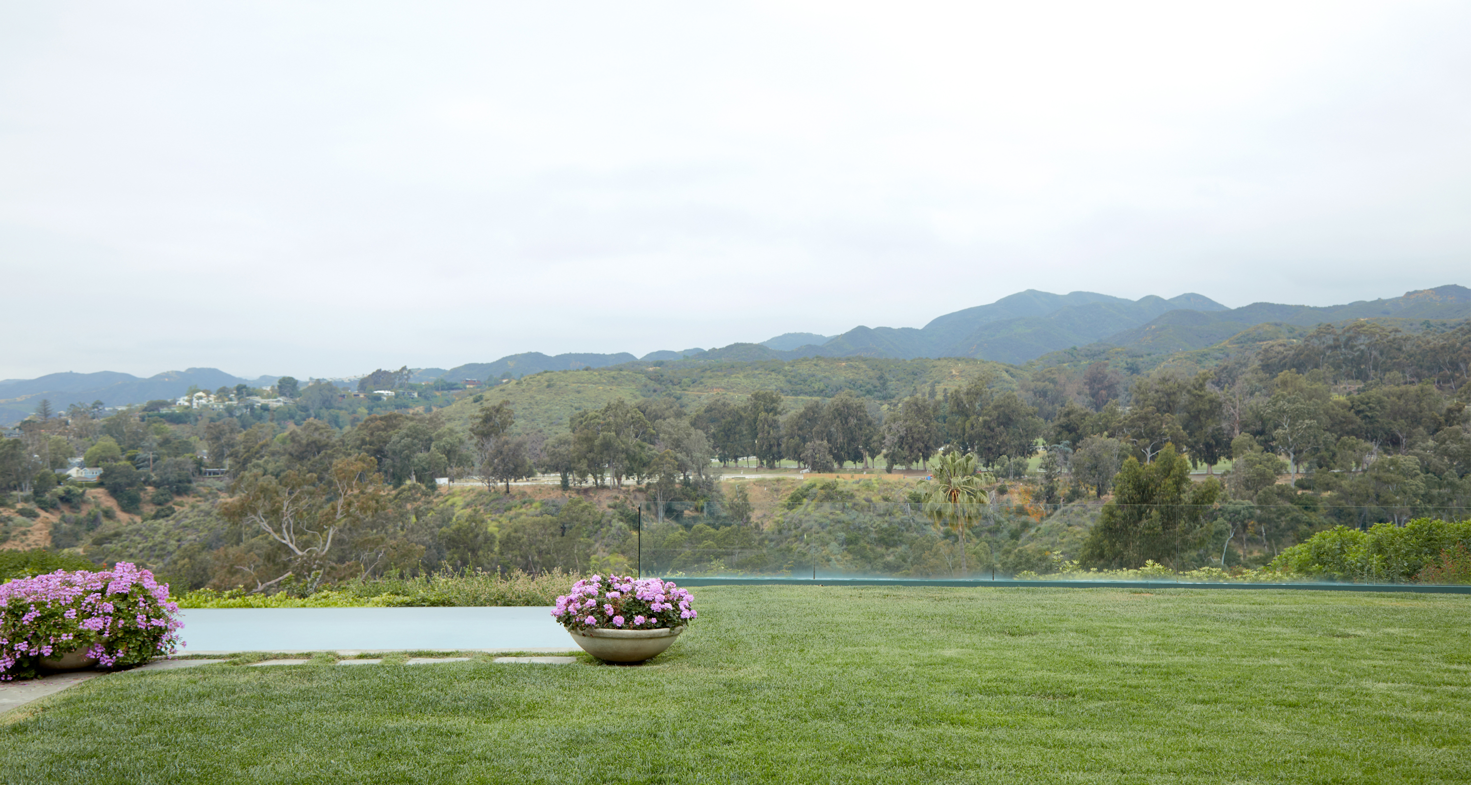 jenni-kayne-robin-berman-home-tour-profile6