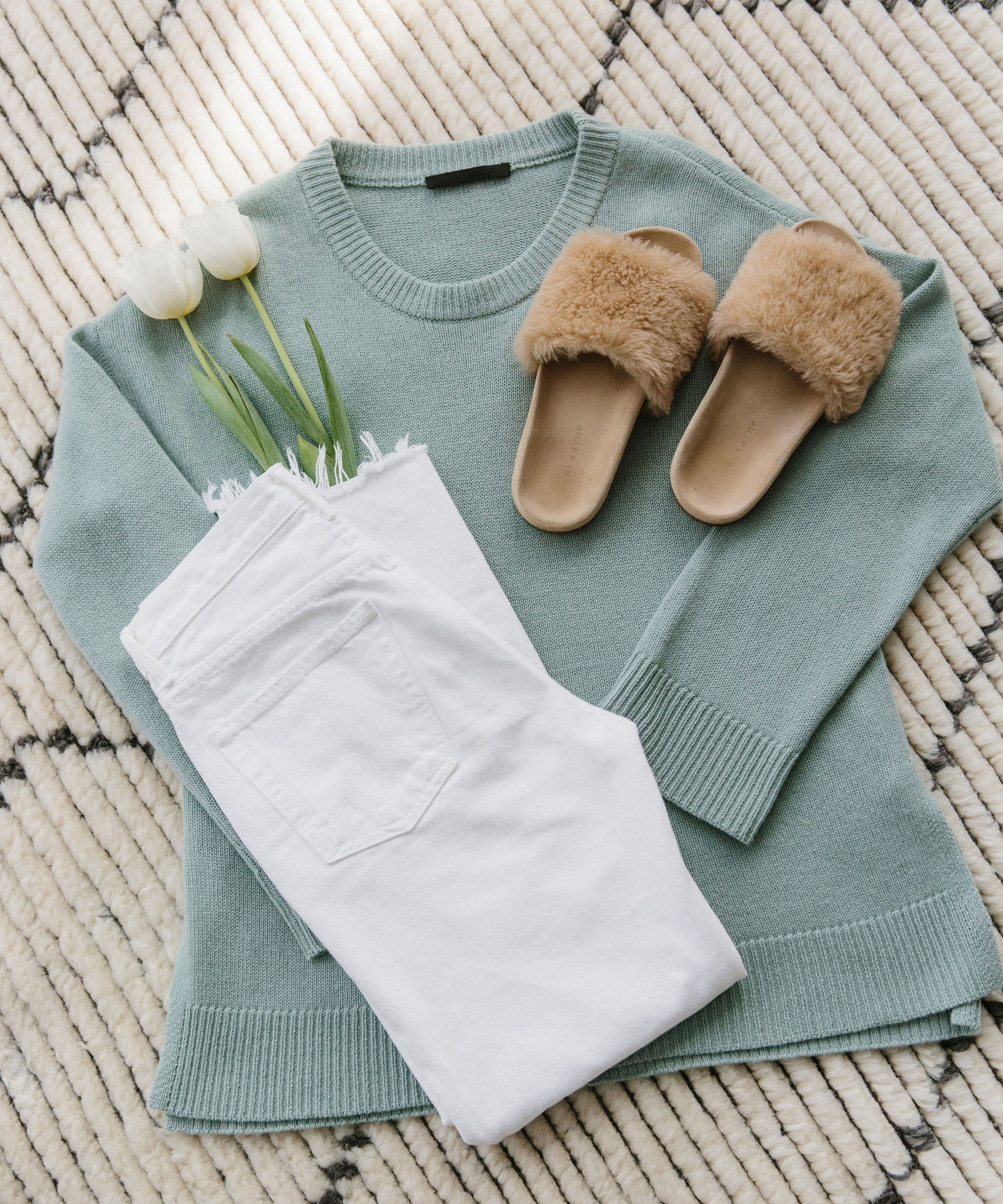 shearling-slide-styling-jenni-kayne4