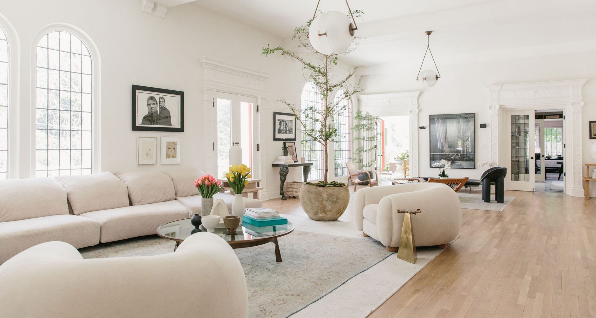 How To Decorate Your Living Room Like A Pro