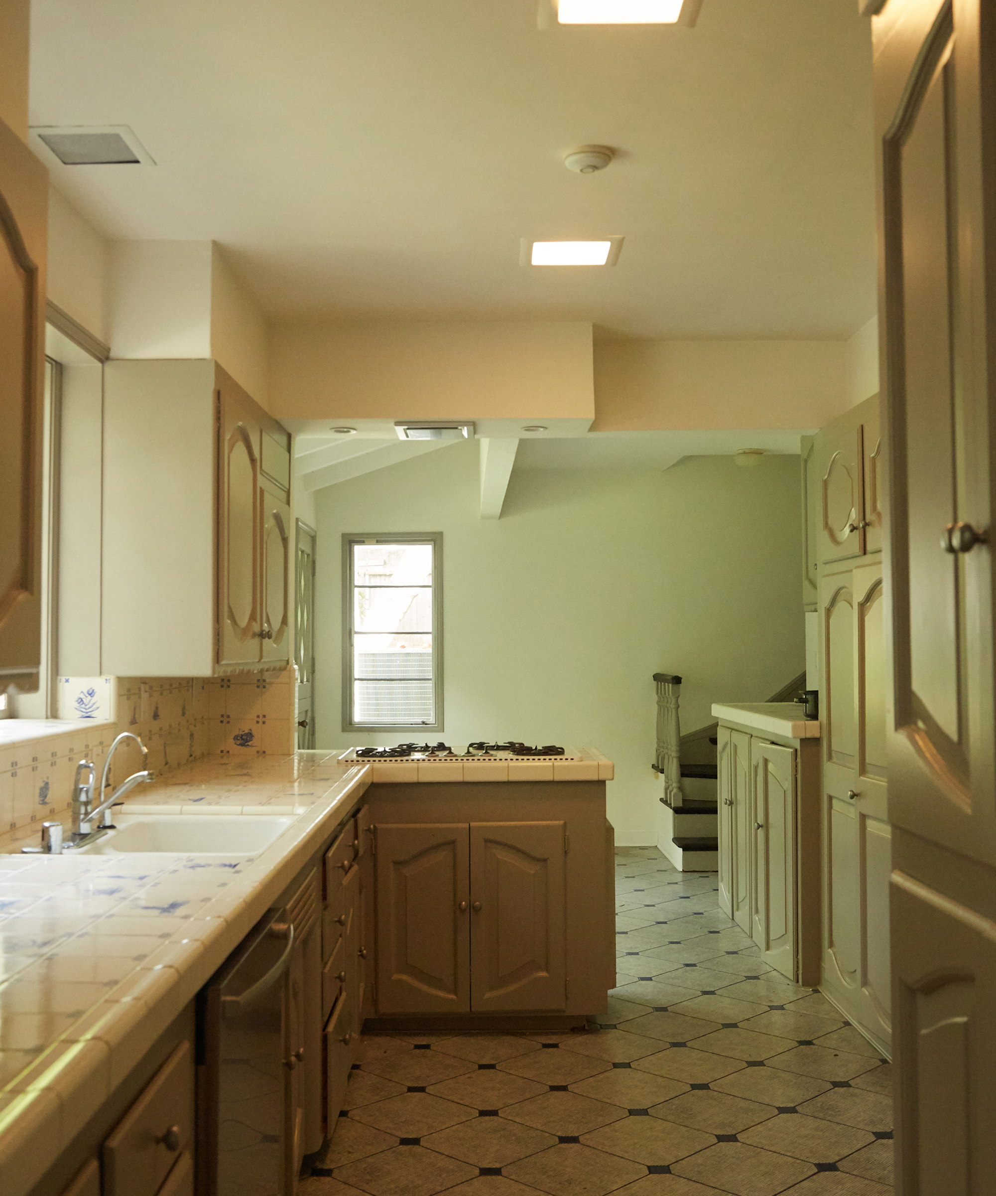 jenni-kayne-julia-hunter-kitchen-before-2