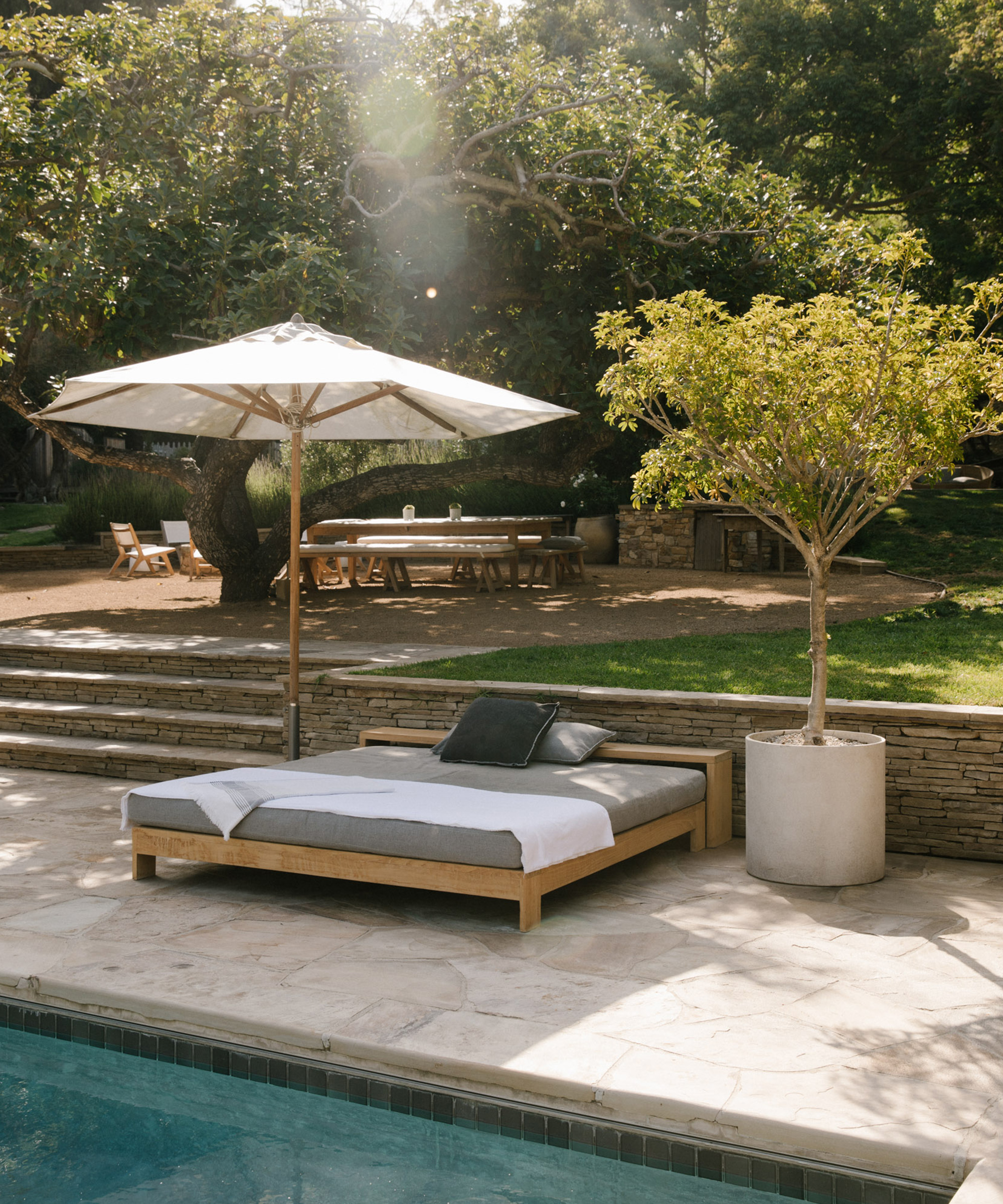 jenni-kayne-home-tour-simone-harrer-malibu