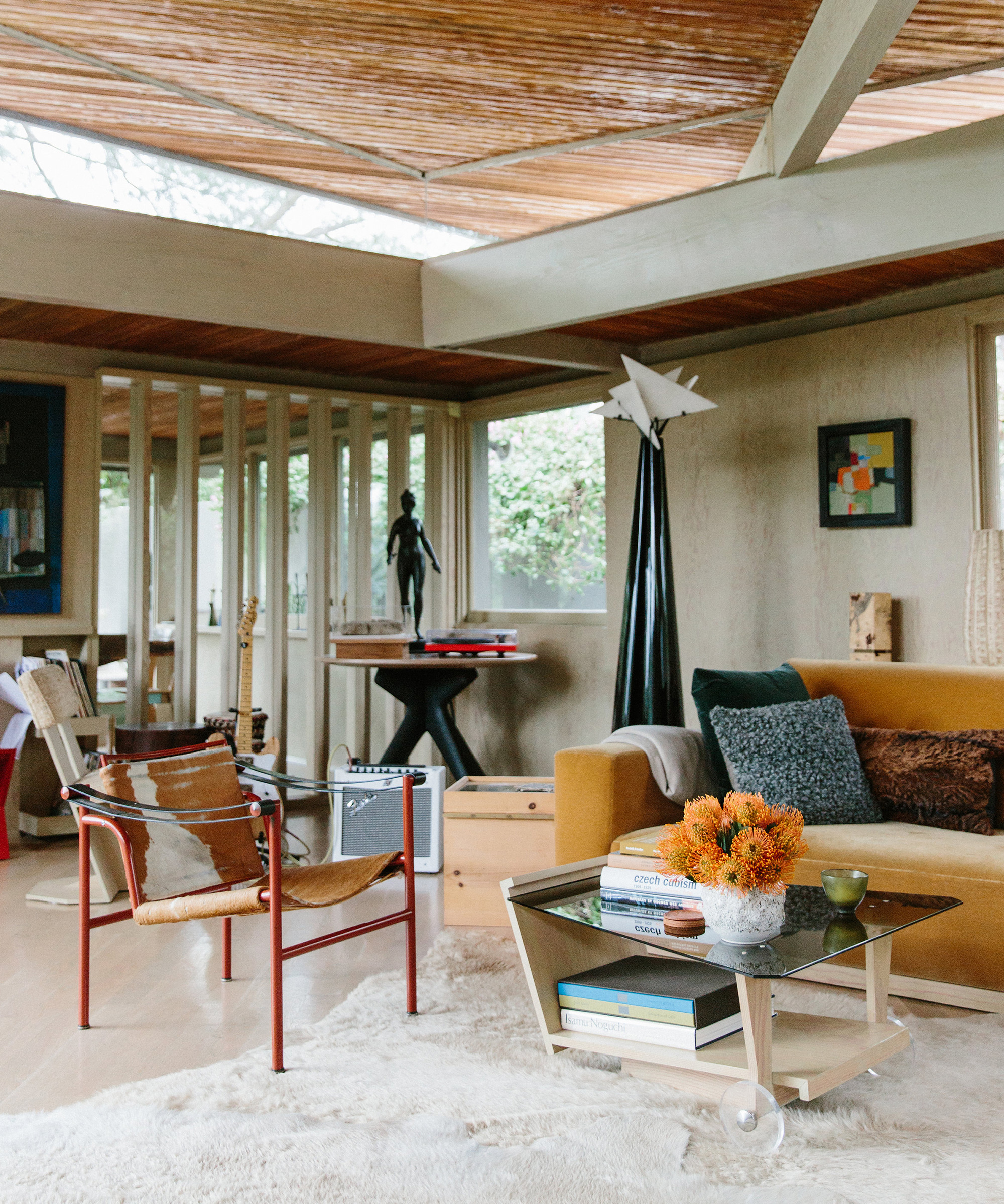 pamela-shamshiri-home-tour