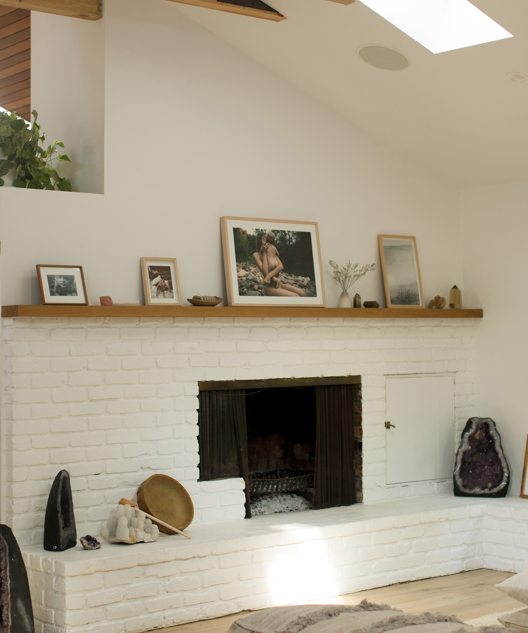 christy-dawn-living-room-1