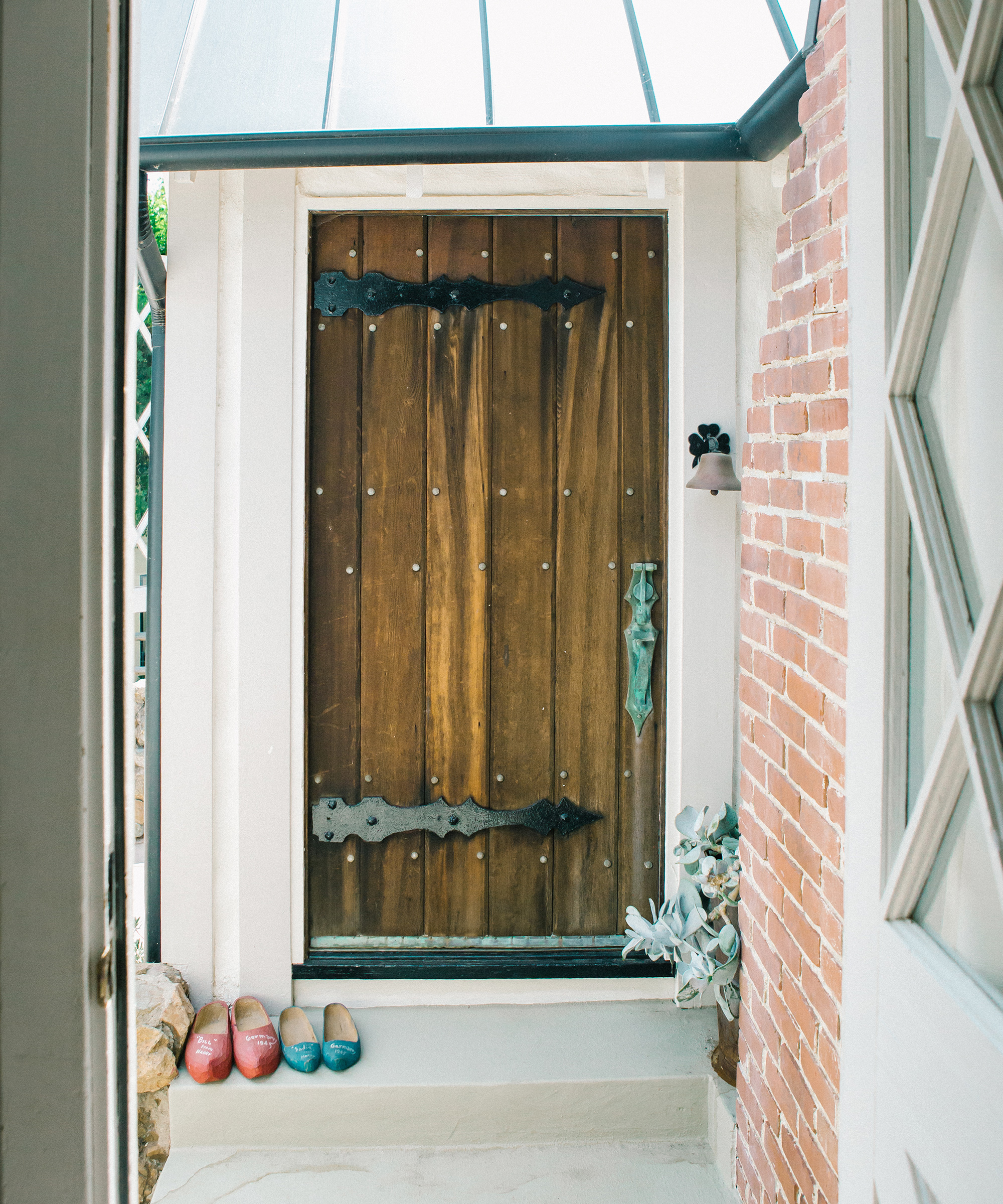 jenni-kayne-ag-doorway