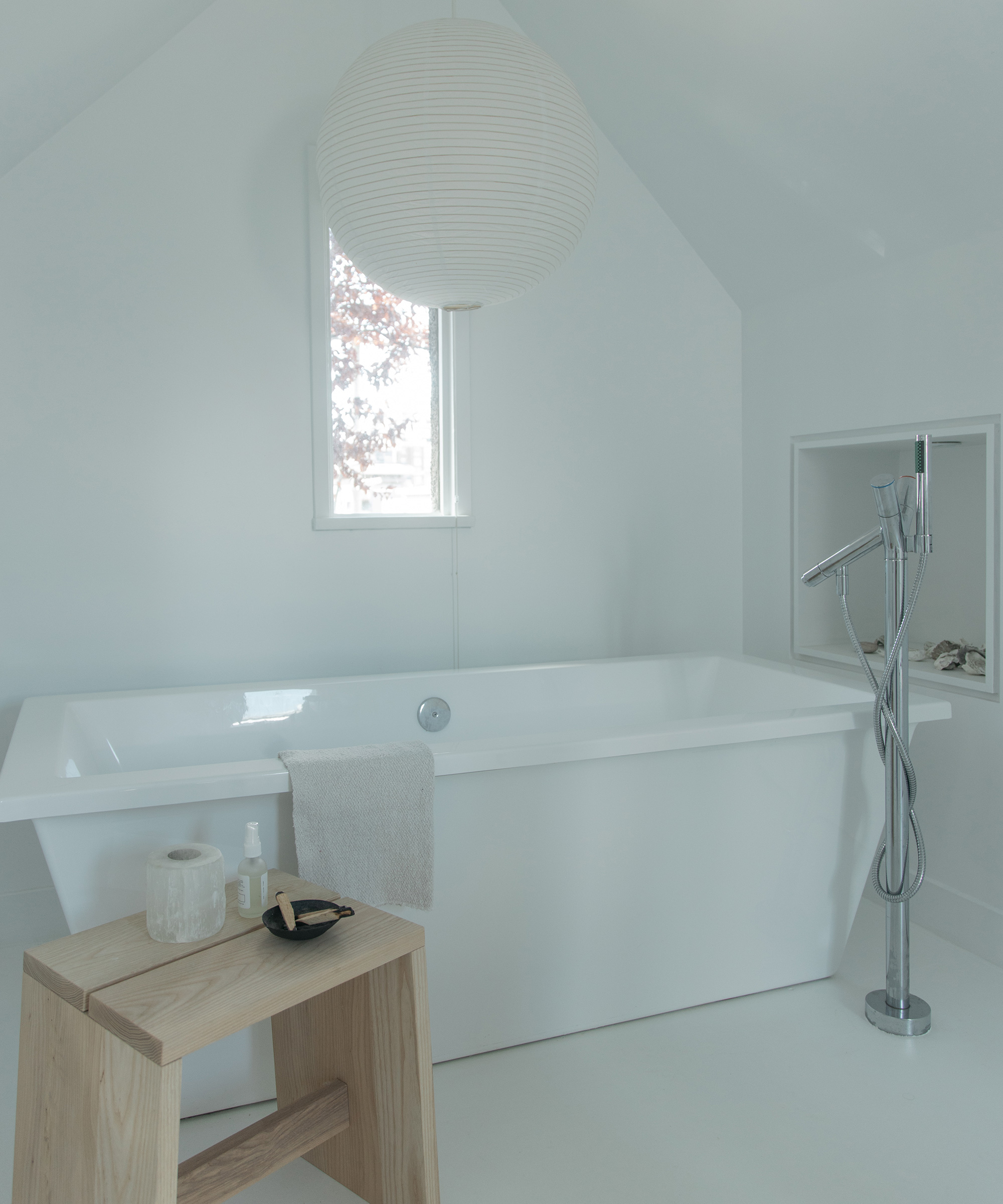 image of the bathroom in studio block's stable residence in vancouver.