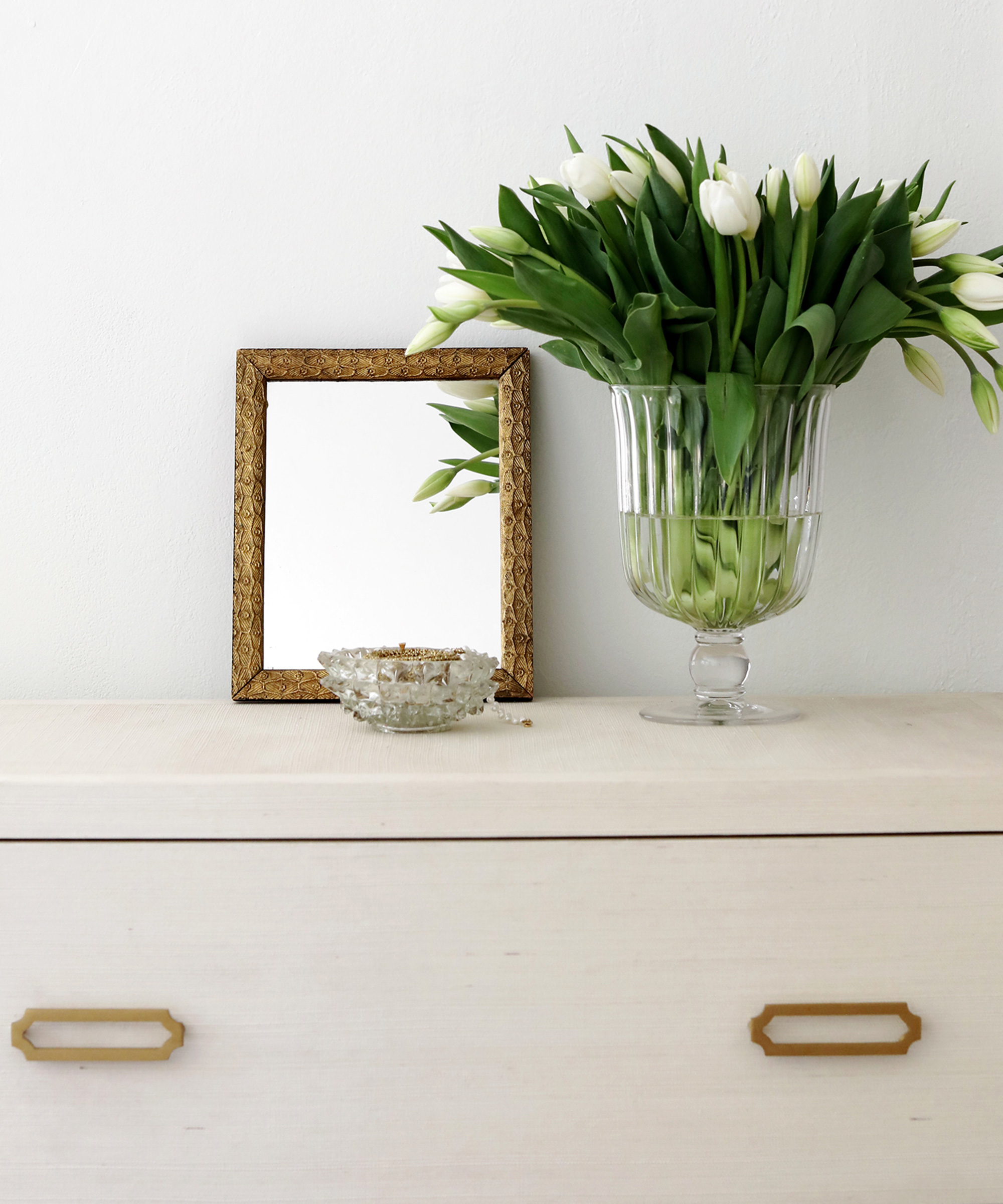 ashley-kane-bedroom-tour-3