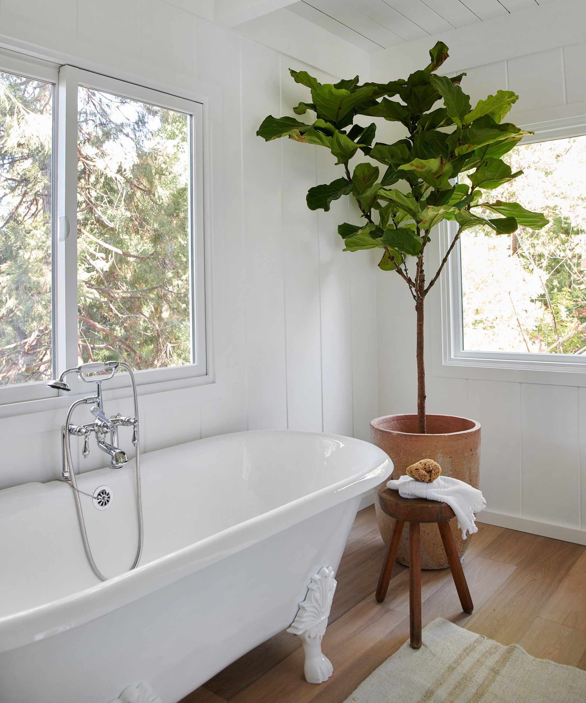 jenni-kayne-home-remodel-bathrooom-renovation-tips