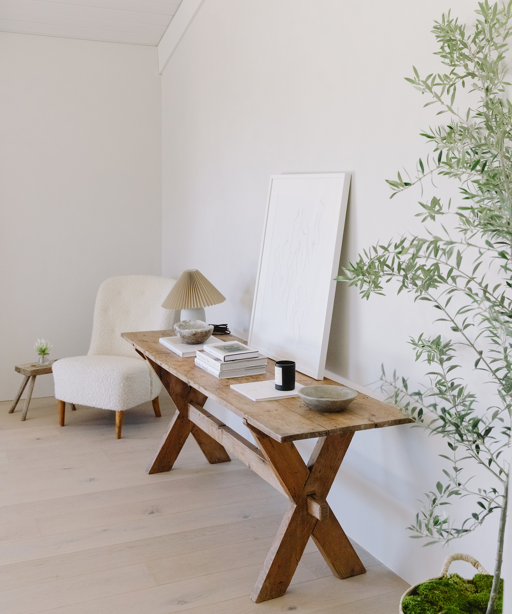 image of the jenni kayne ranch primary bedroom