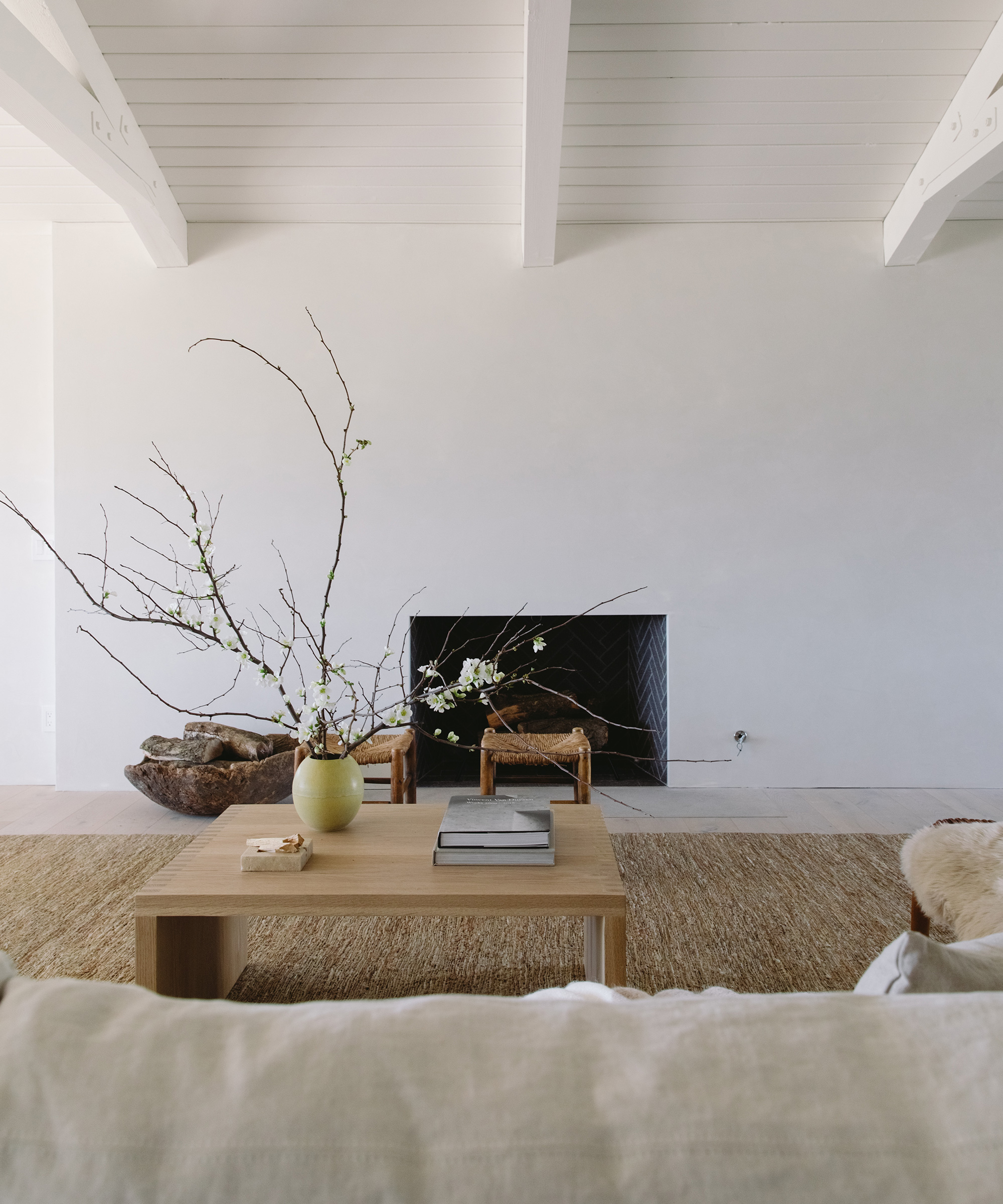 after image of the jenni kayne ranch great room