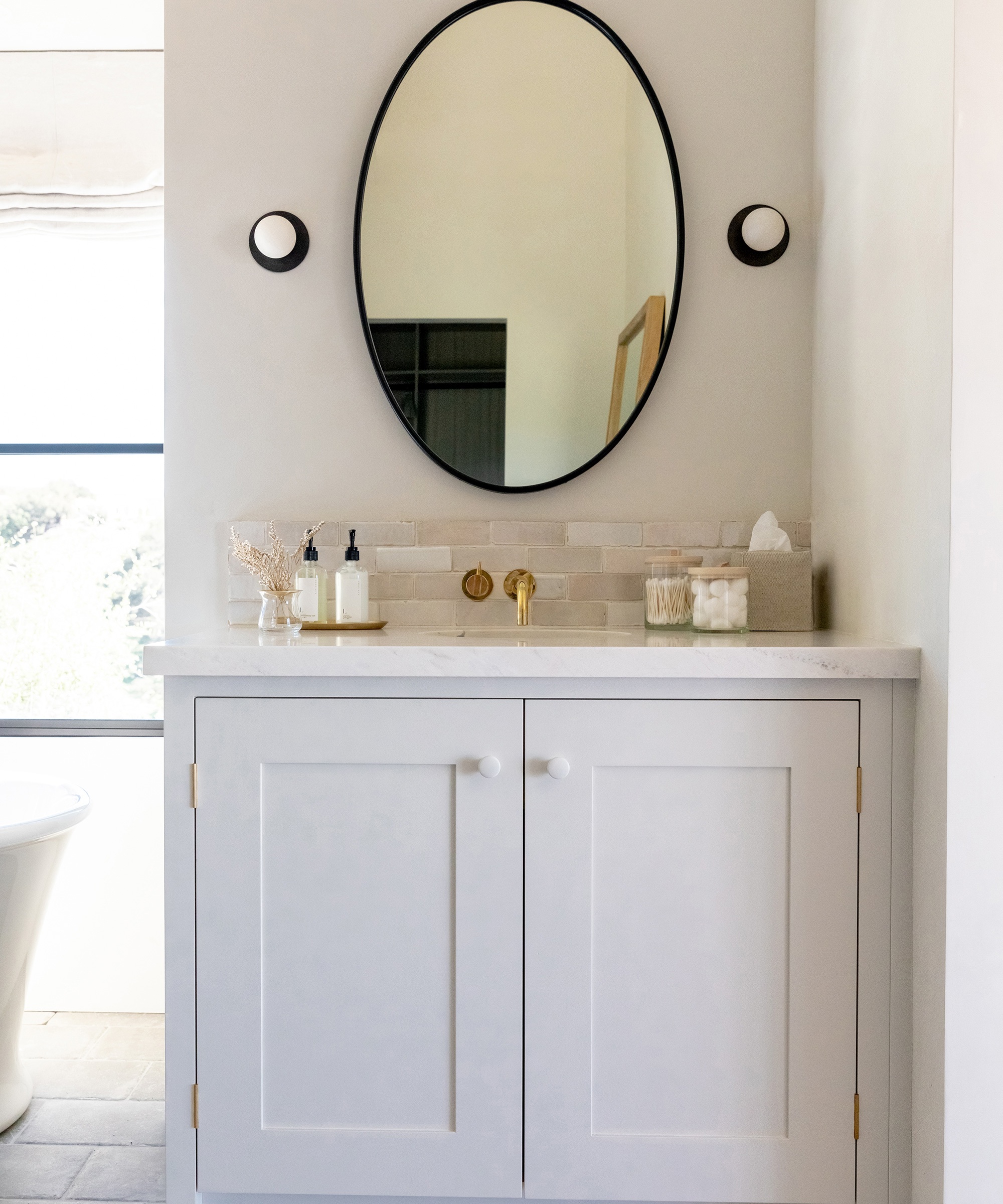 plain-english-cabinets-ranch-bathroom