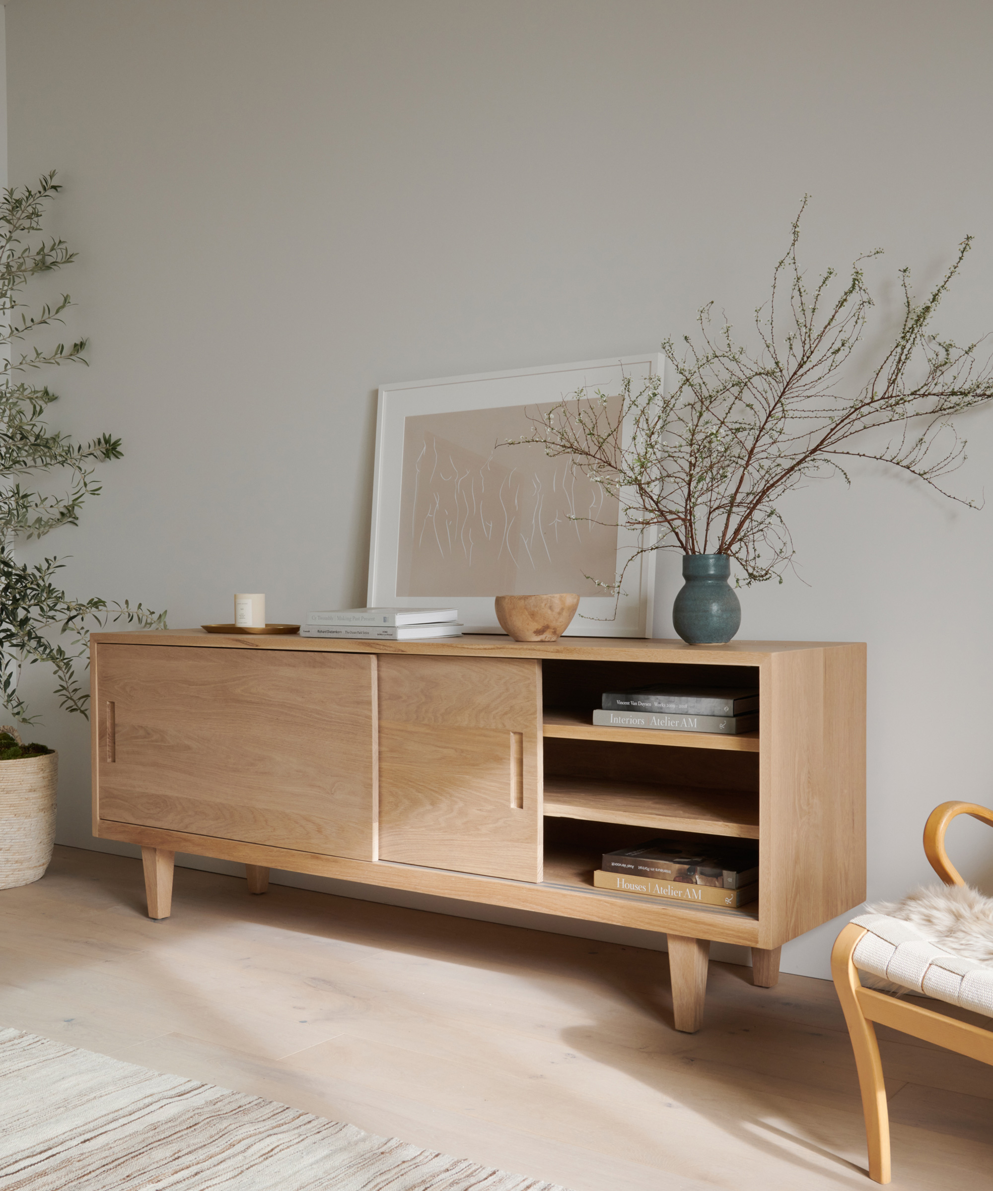 image of guest bedroom in jenni kayne ranch