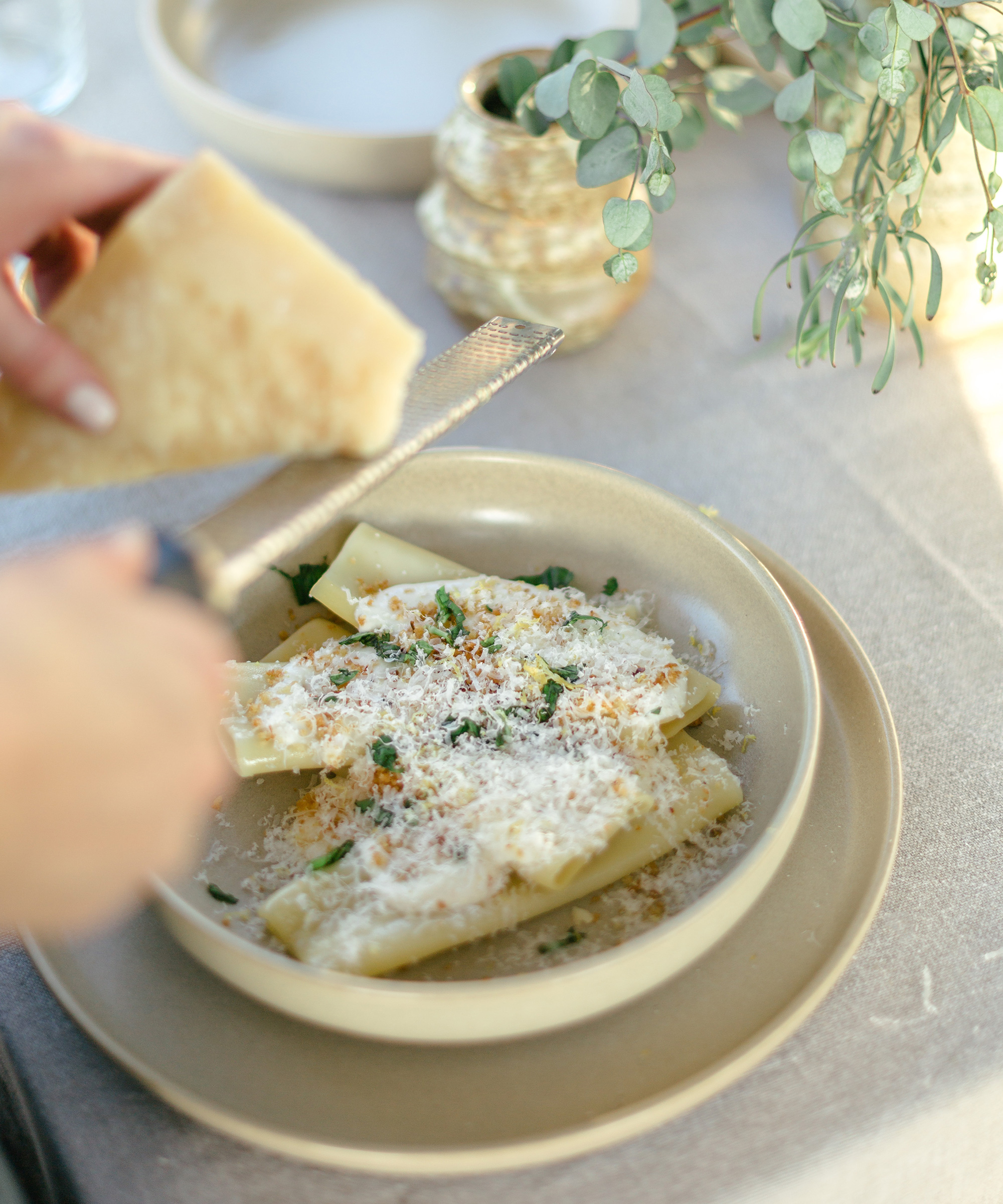 image of devon liedtke's summer gathering with jenni kayne