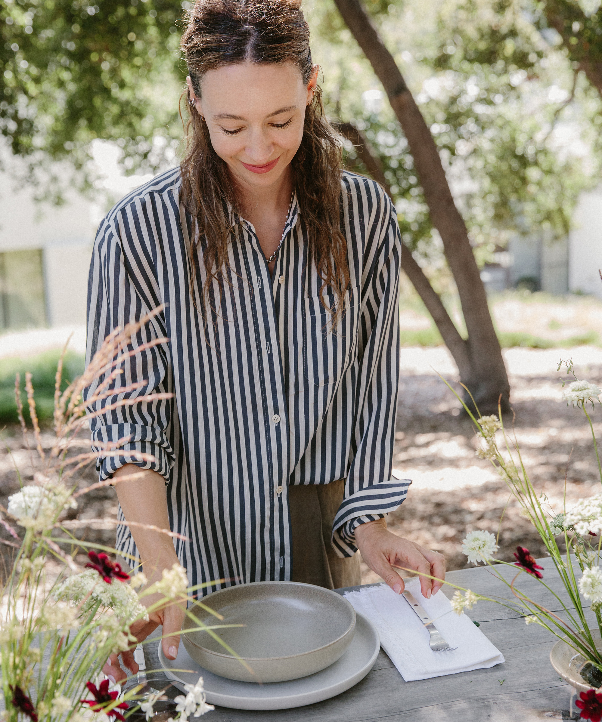image of an outdoor tabletop at jenni's set with pacific dinnerware