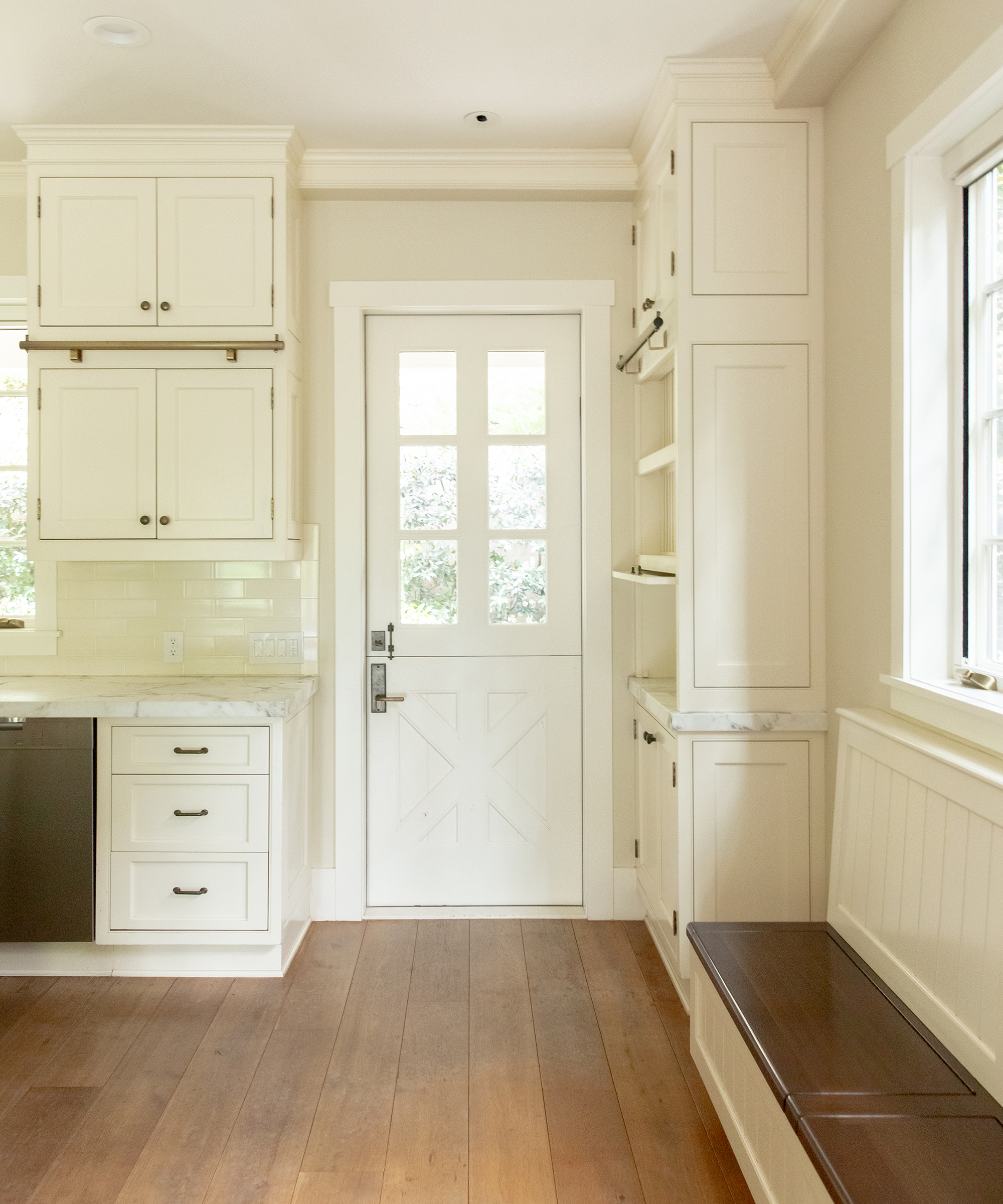 jenni-kayne-elkins-kitchen-before