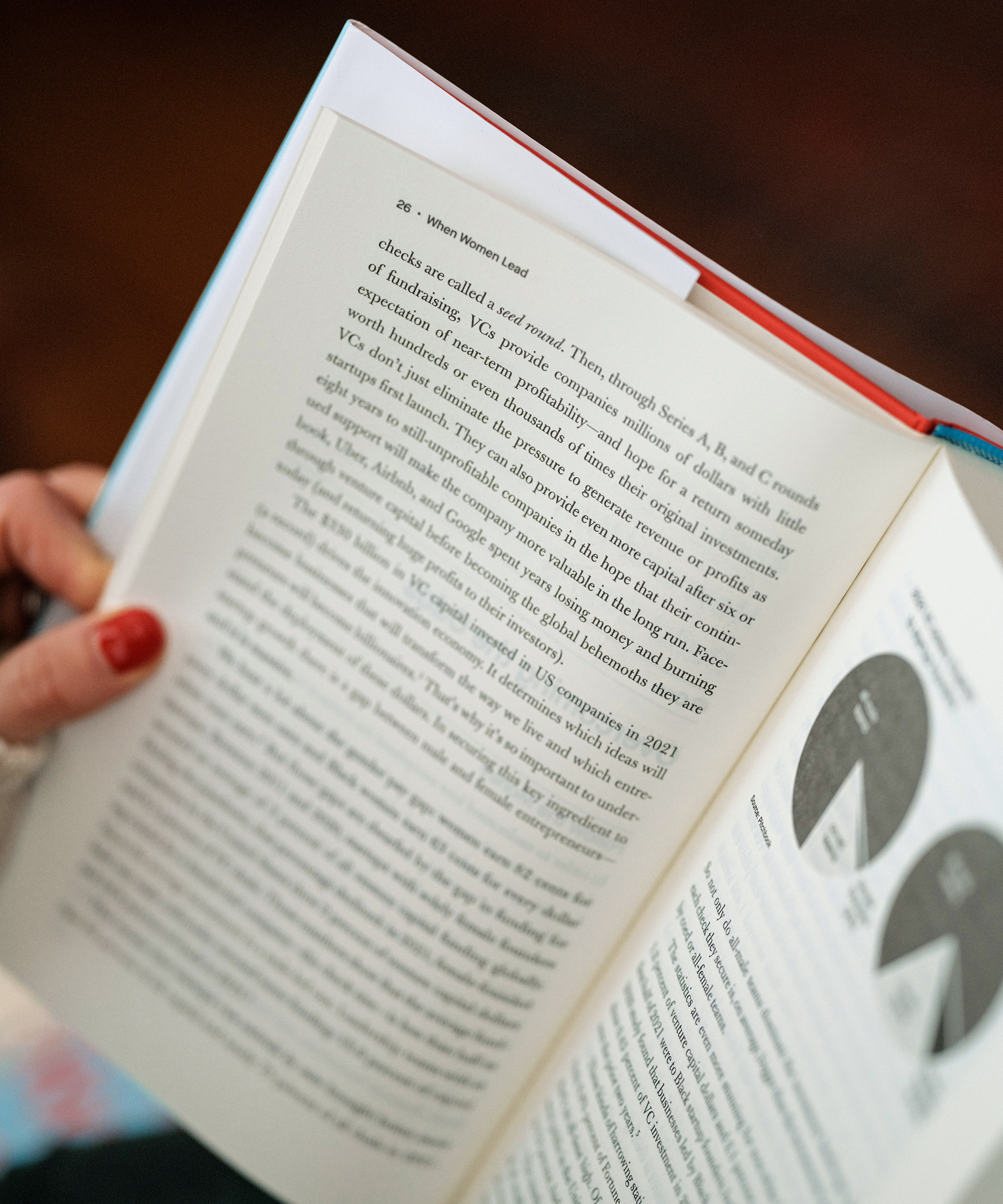 julia-boorstin-jenni-kayne-home-when-women-lead-page-open-book
