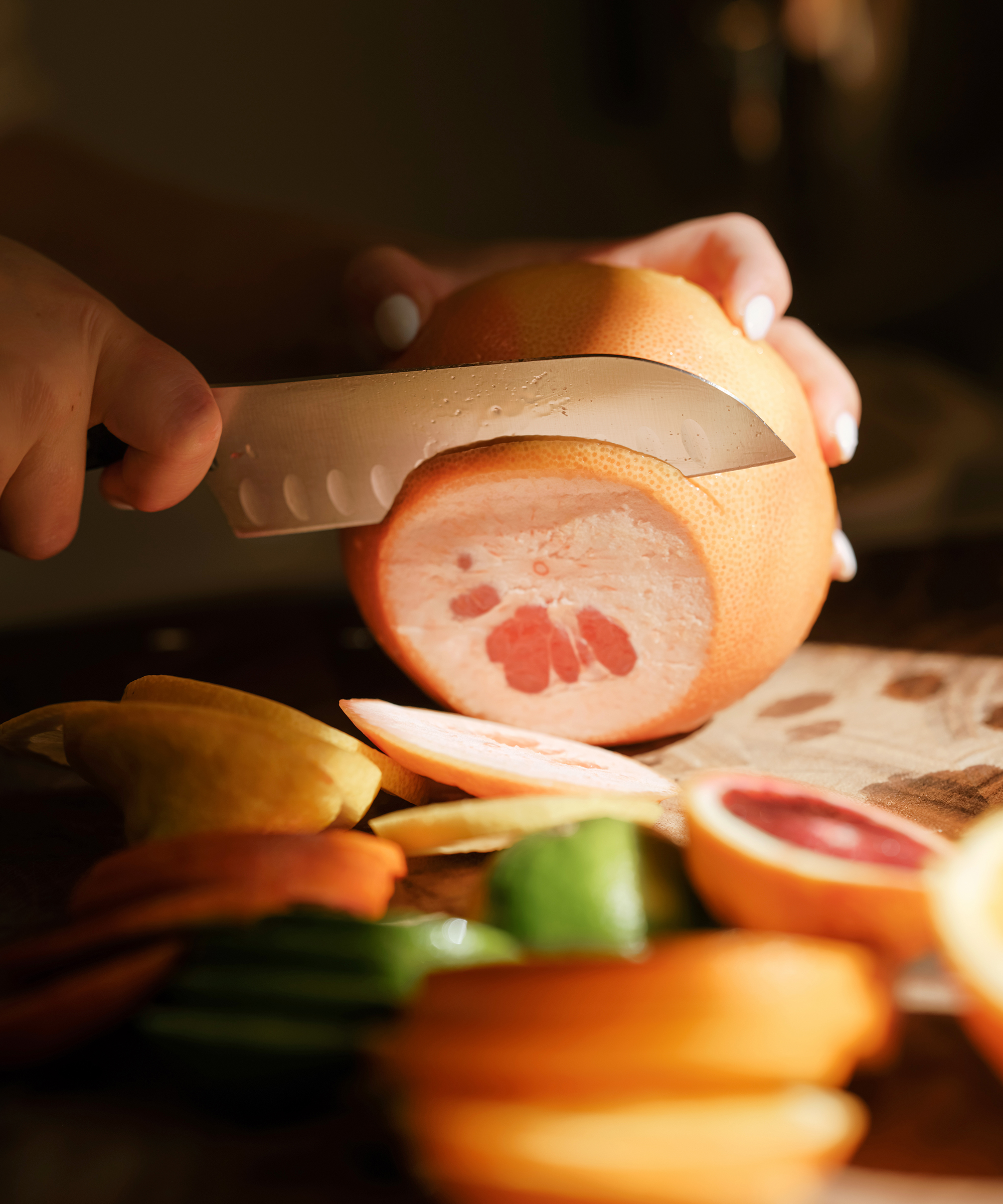 chloes-kitchen-jenni-kayne-home-citrus-cutting