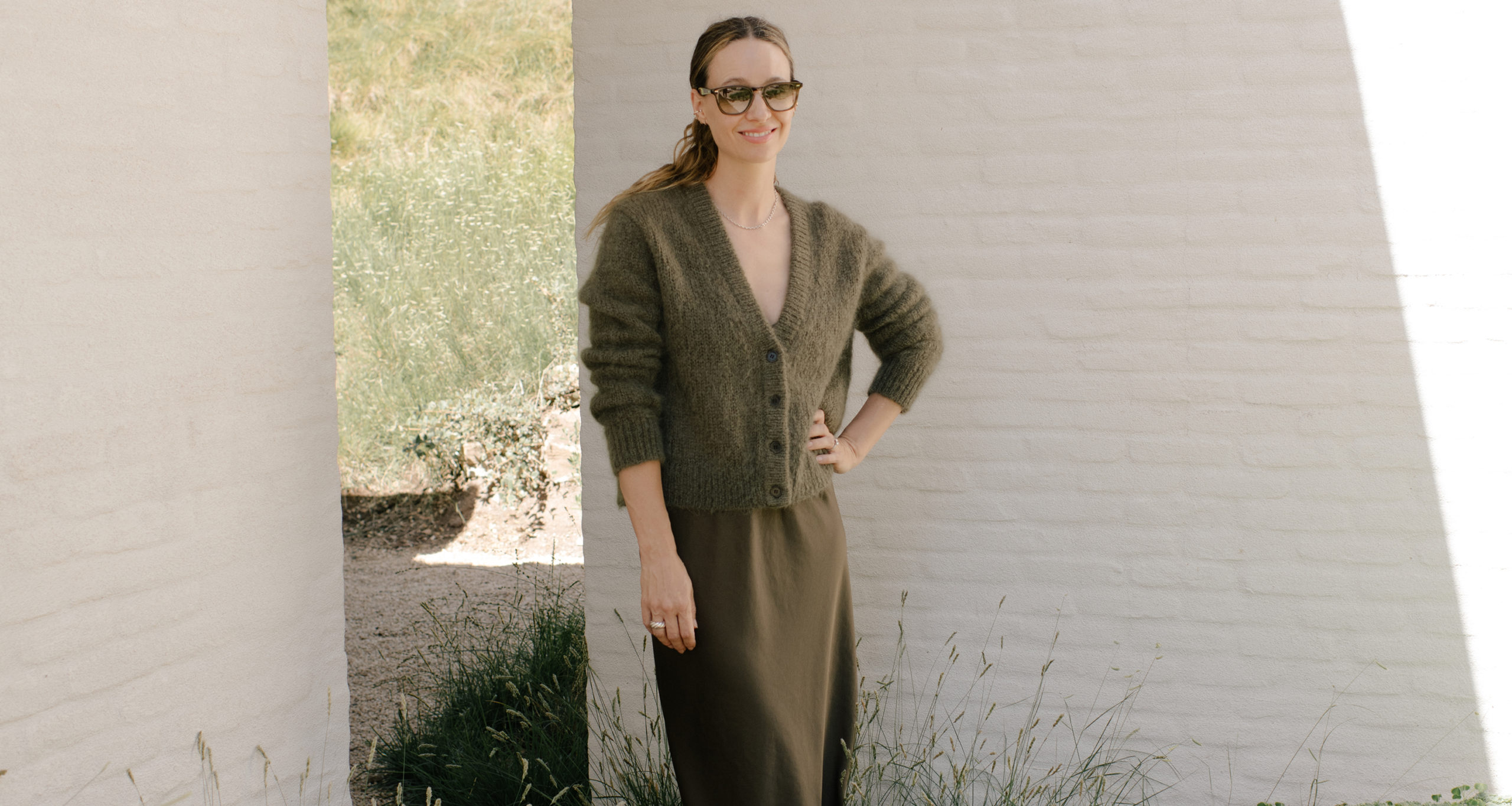 jenni-spring-style-jenni-kayne-home-green-mohair-boyfriend-sweater-h