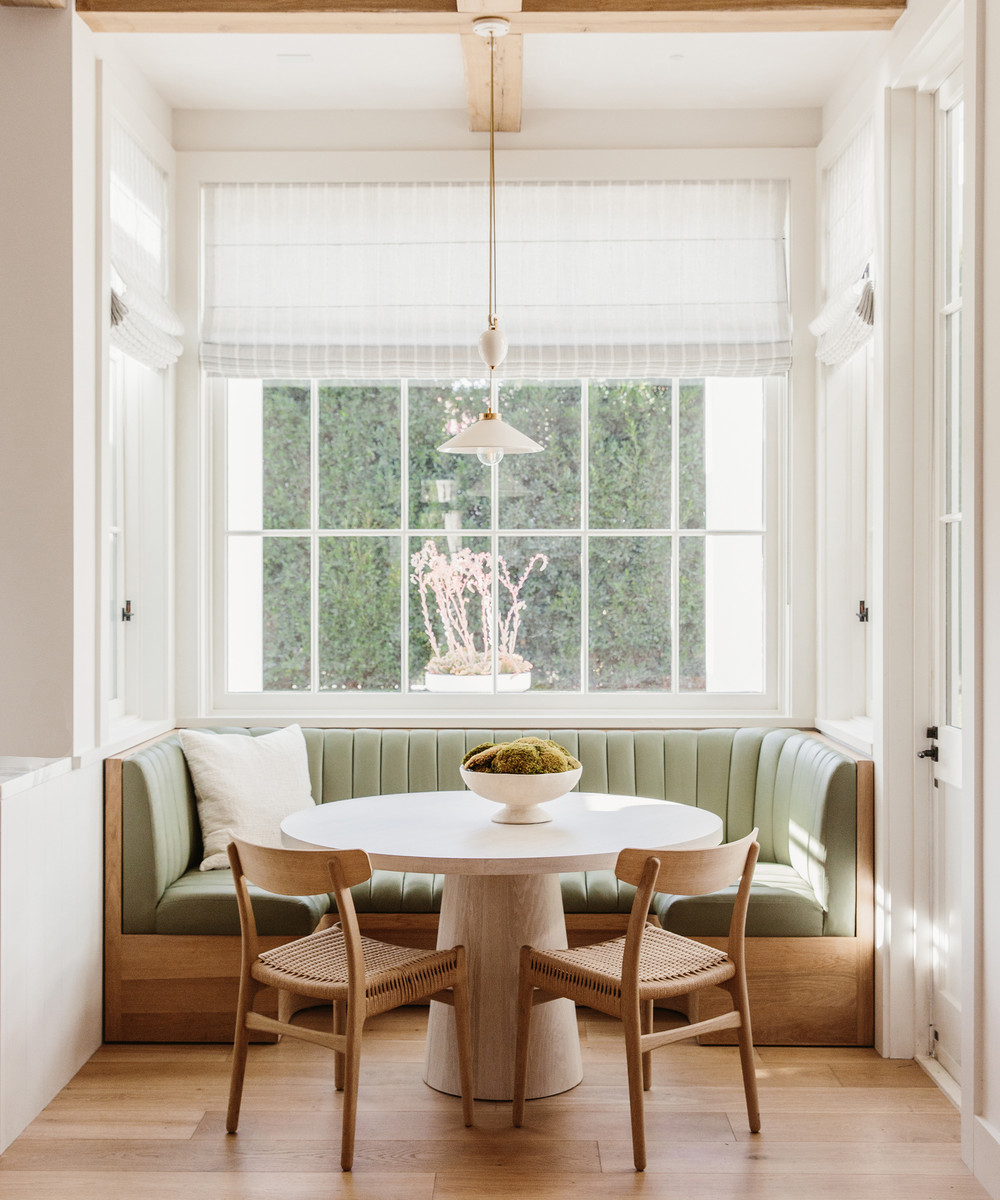 best-kitchen-roundup-studio-lifestyle-kitchen-nook