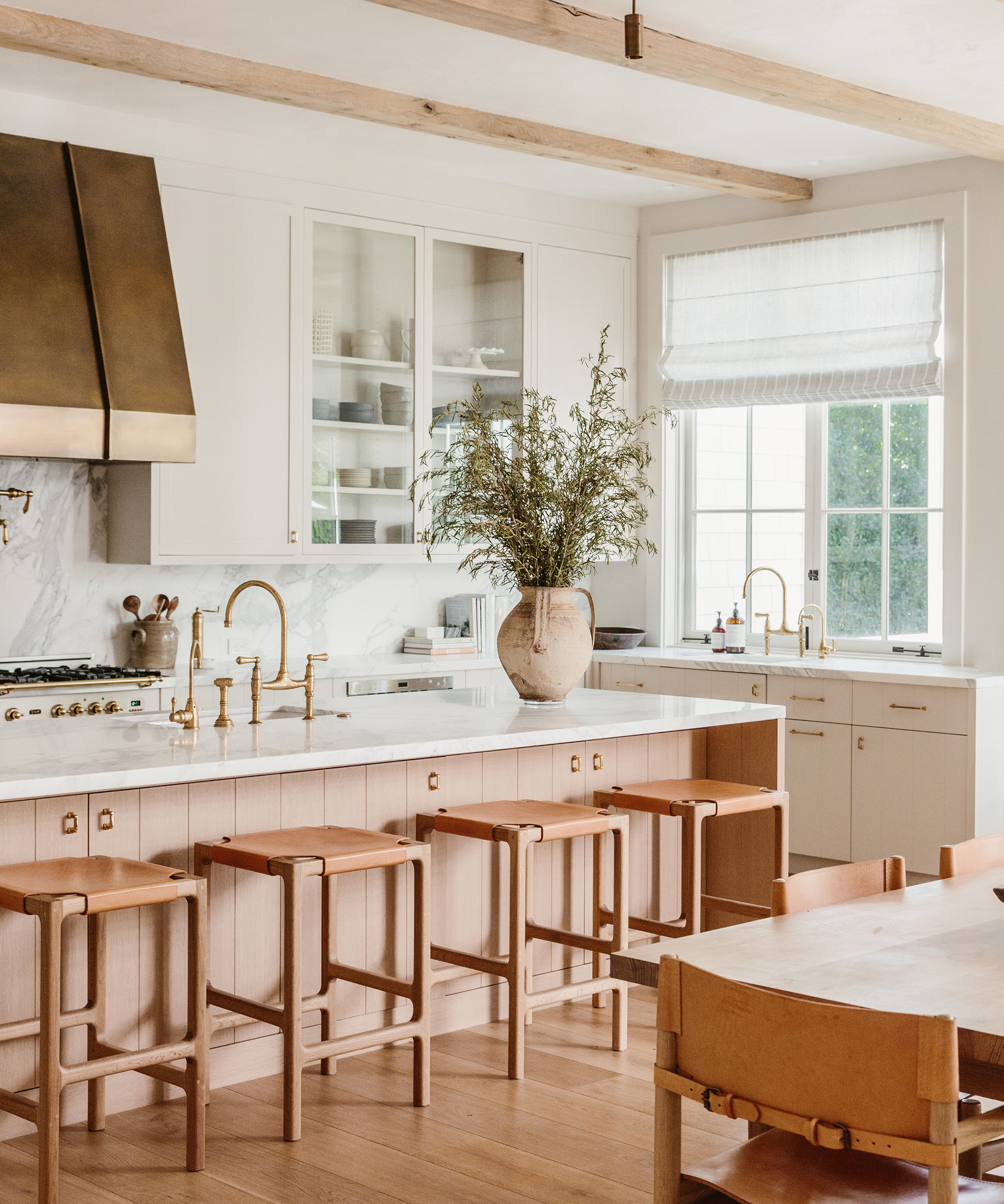 best-kitchens-roundup-studio-lifestyle-kitchen