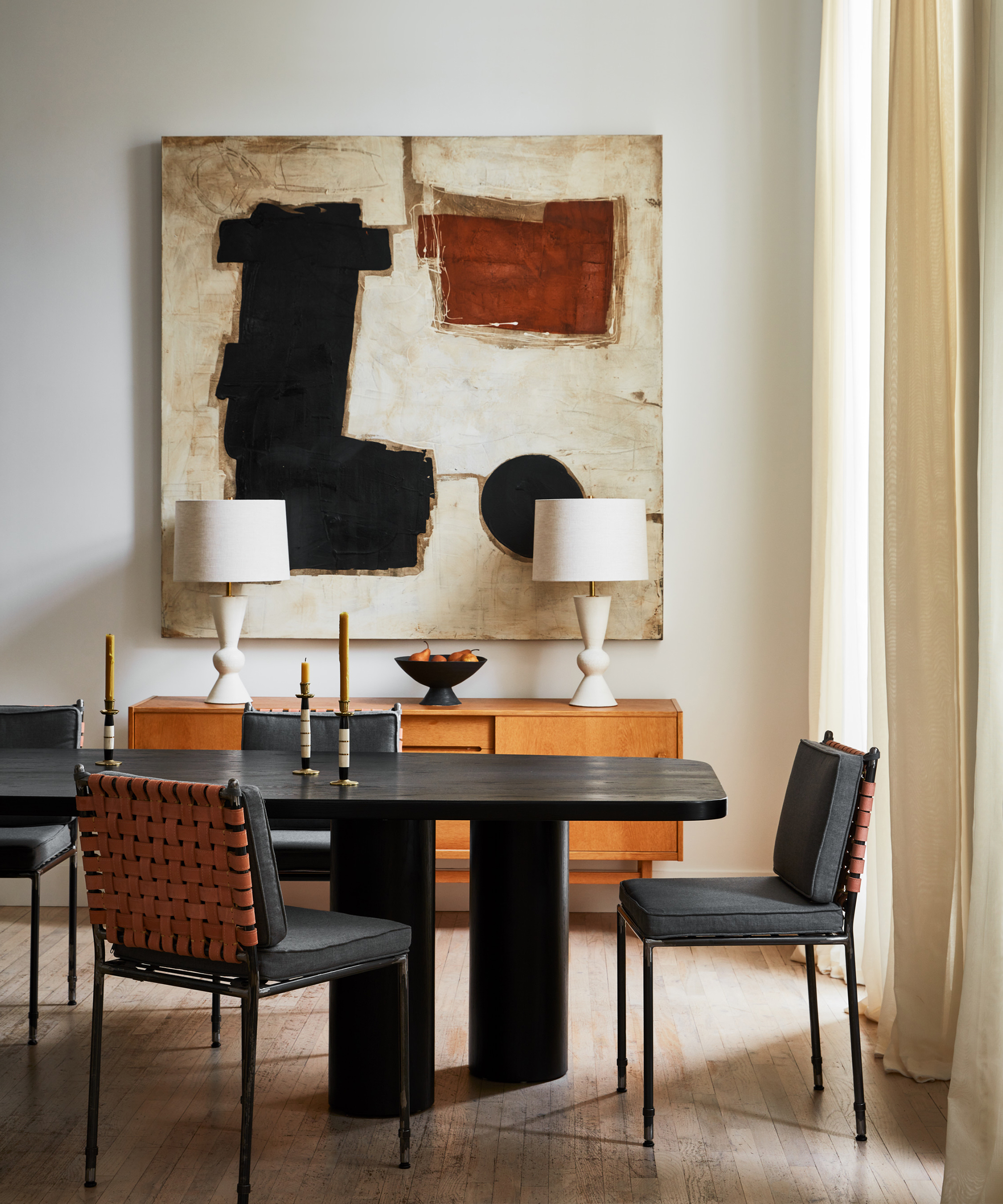 nicholas-obeid-home-tour-dining-room-abstract-art