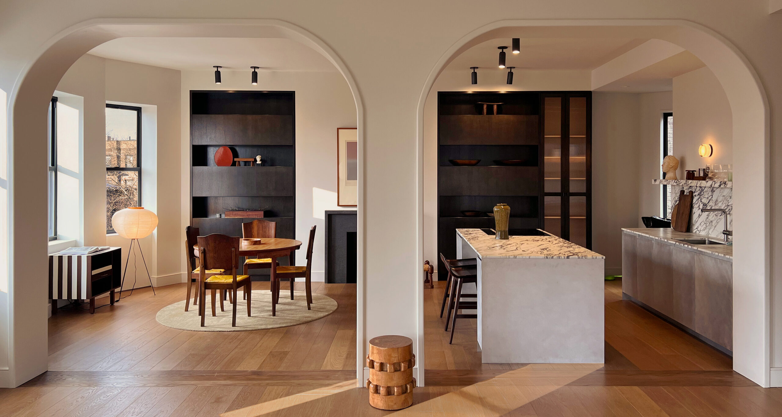 selma-akkari-home-tour-dining-room-kitchen-archway
