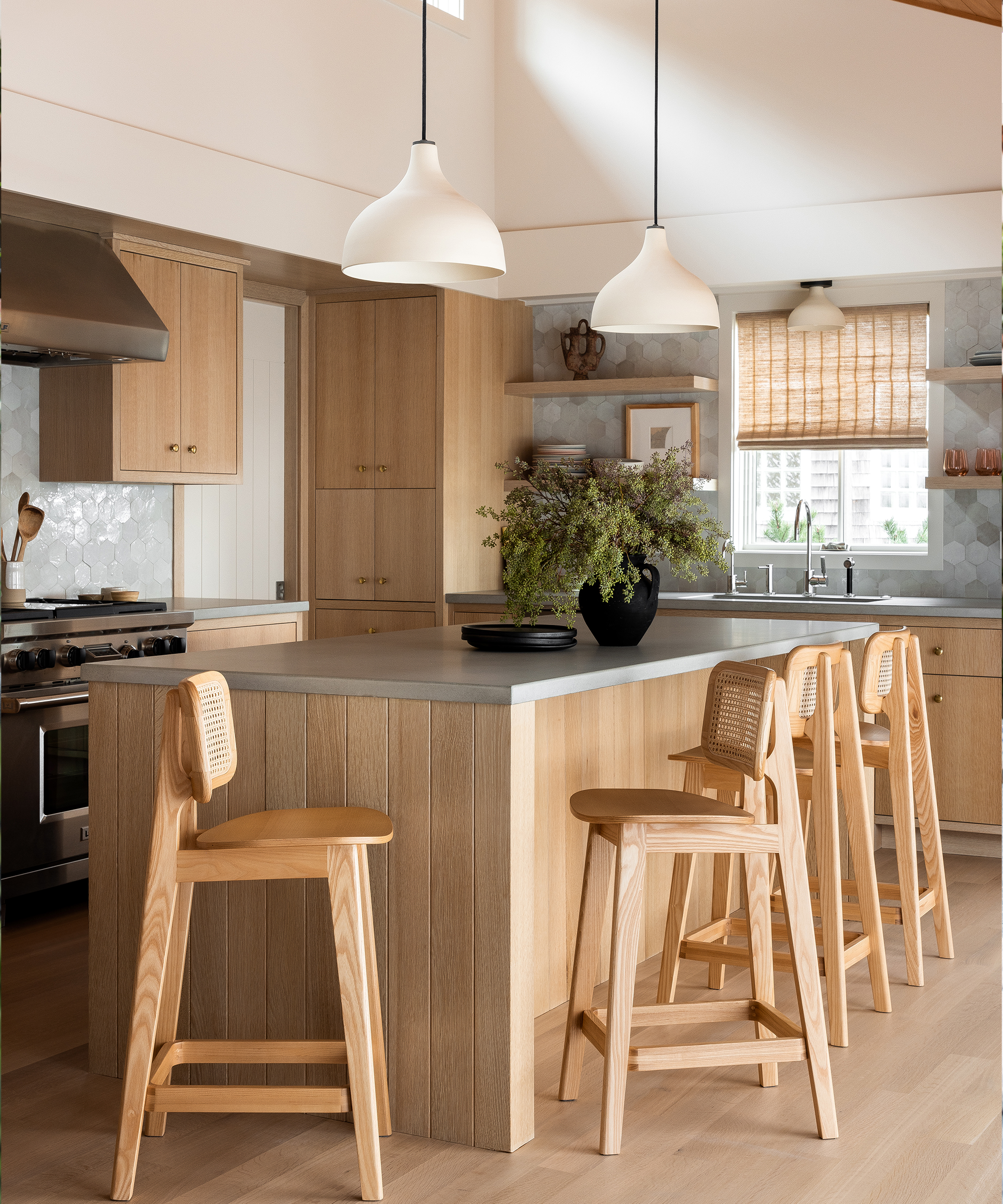 anne-mcdonald-home-tour-oak-kitchen-corner-rattan-counter-stools