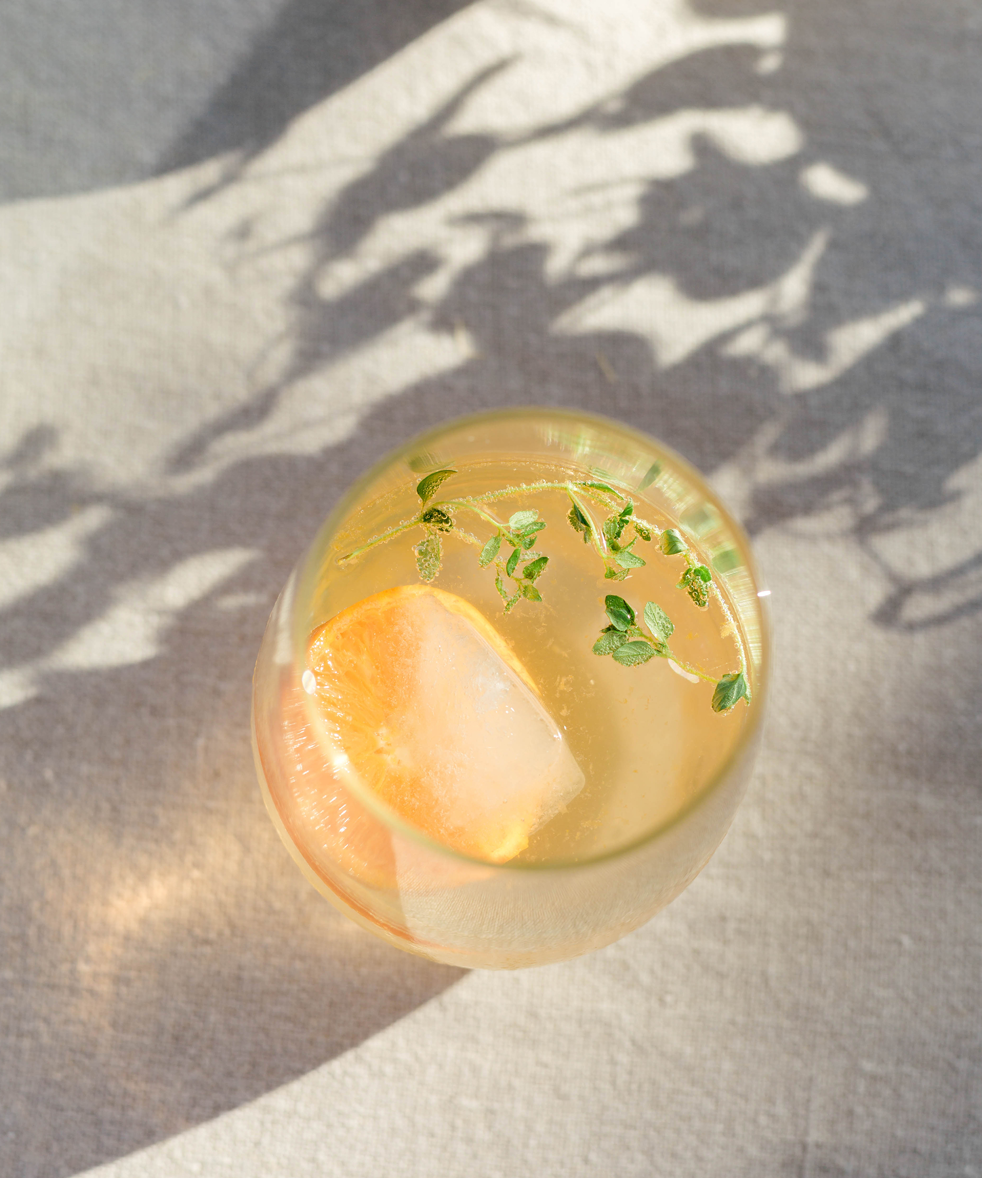 best-of-labor-day-recipes-summer-cocktail-large-ice-cube