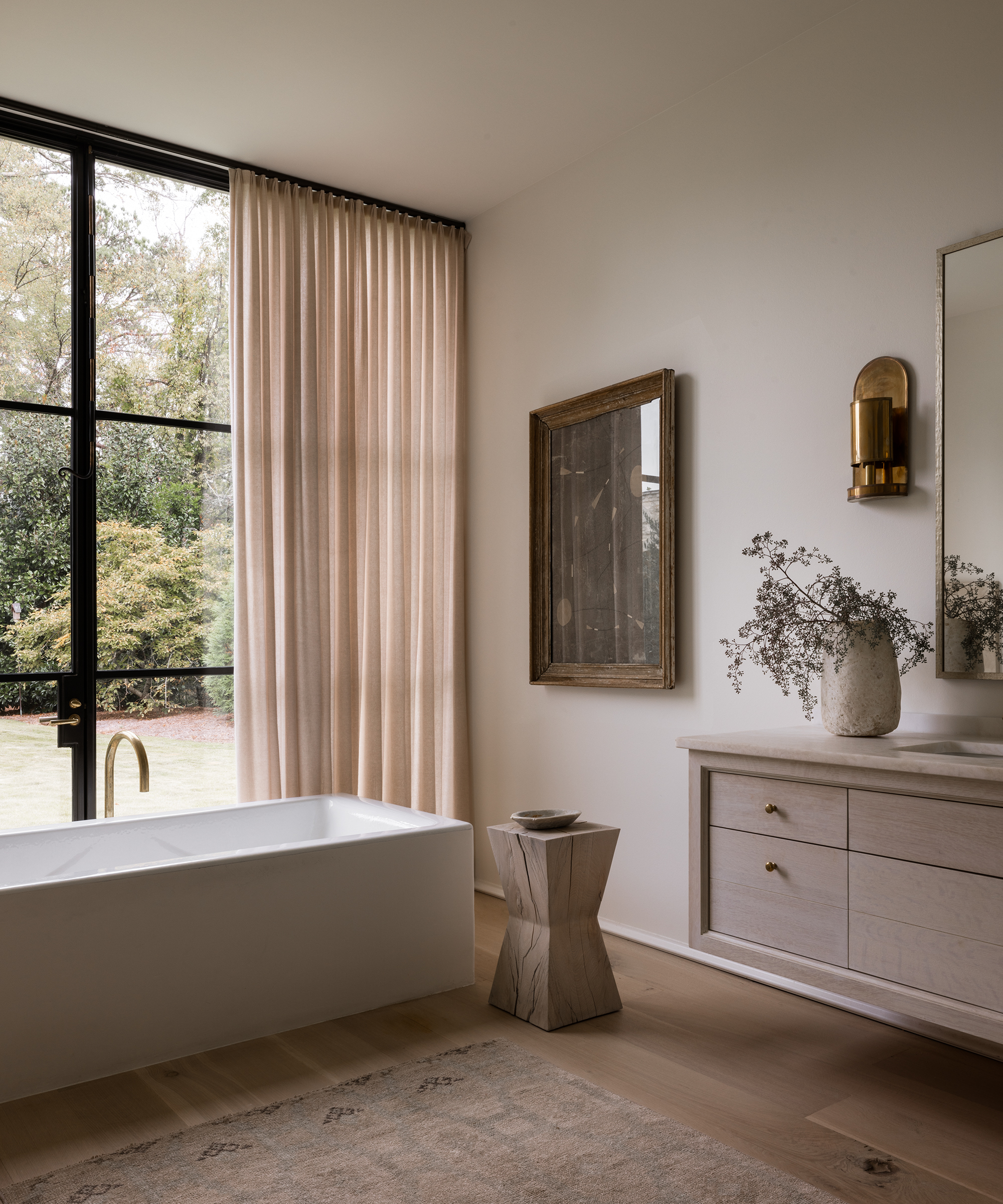 betsy-brown-home-tour-shade-degges-bathroom