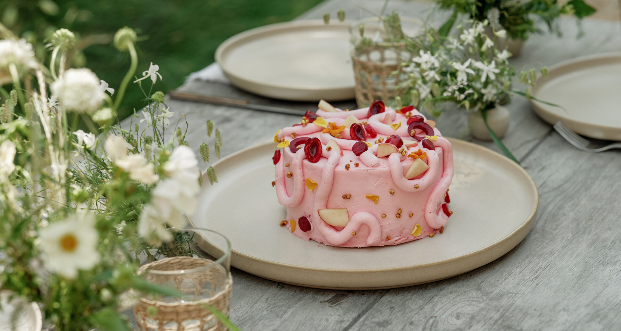 sqirl-outdoor-dinner-jennis-pink-cake-pacific-serving-plate
