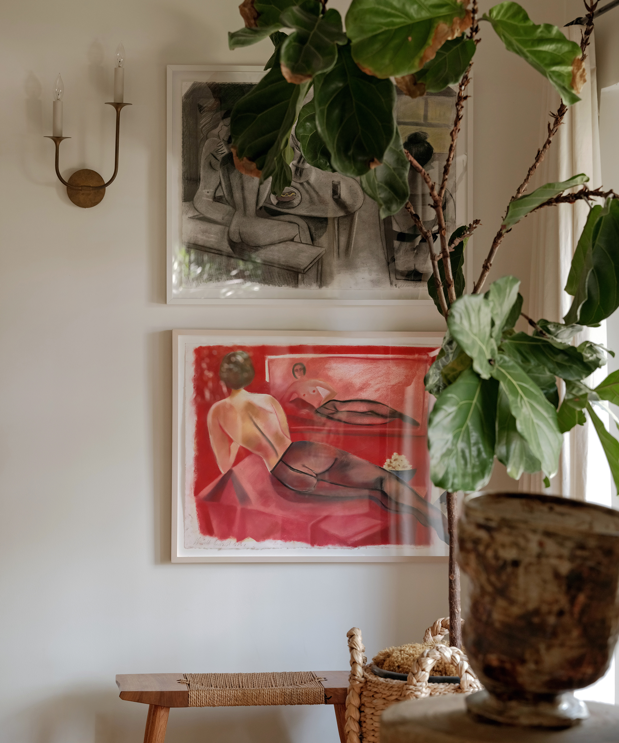 leanne-citrone-home-tour-art-wall-wooden-bench