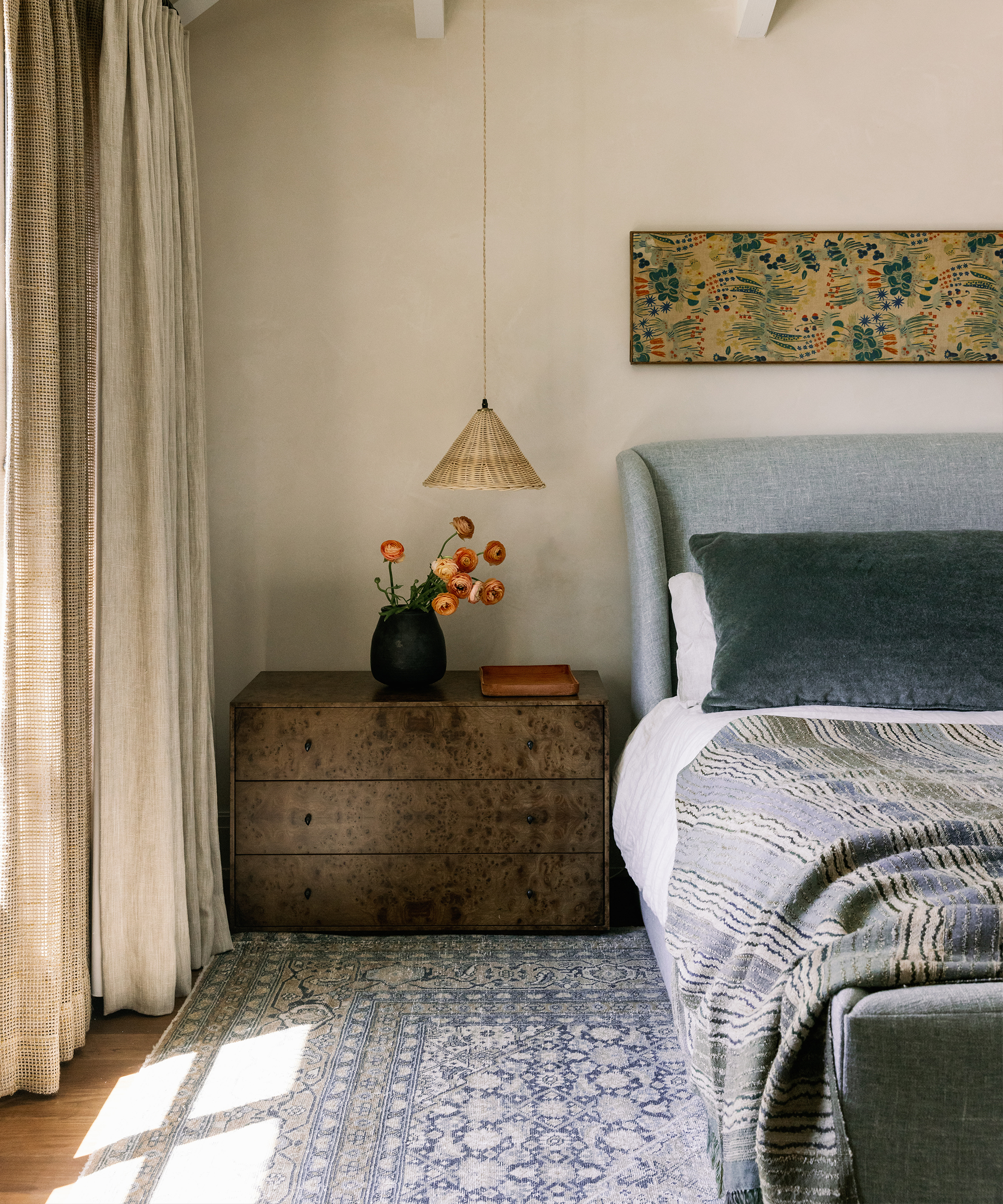studio-gutow-home-tour-primary-bedroom-nightstand