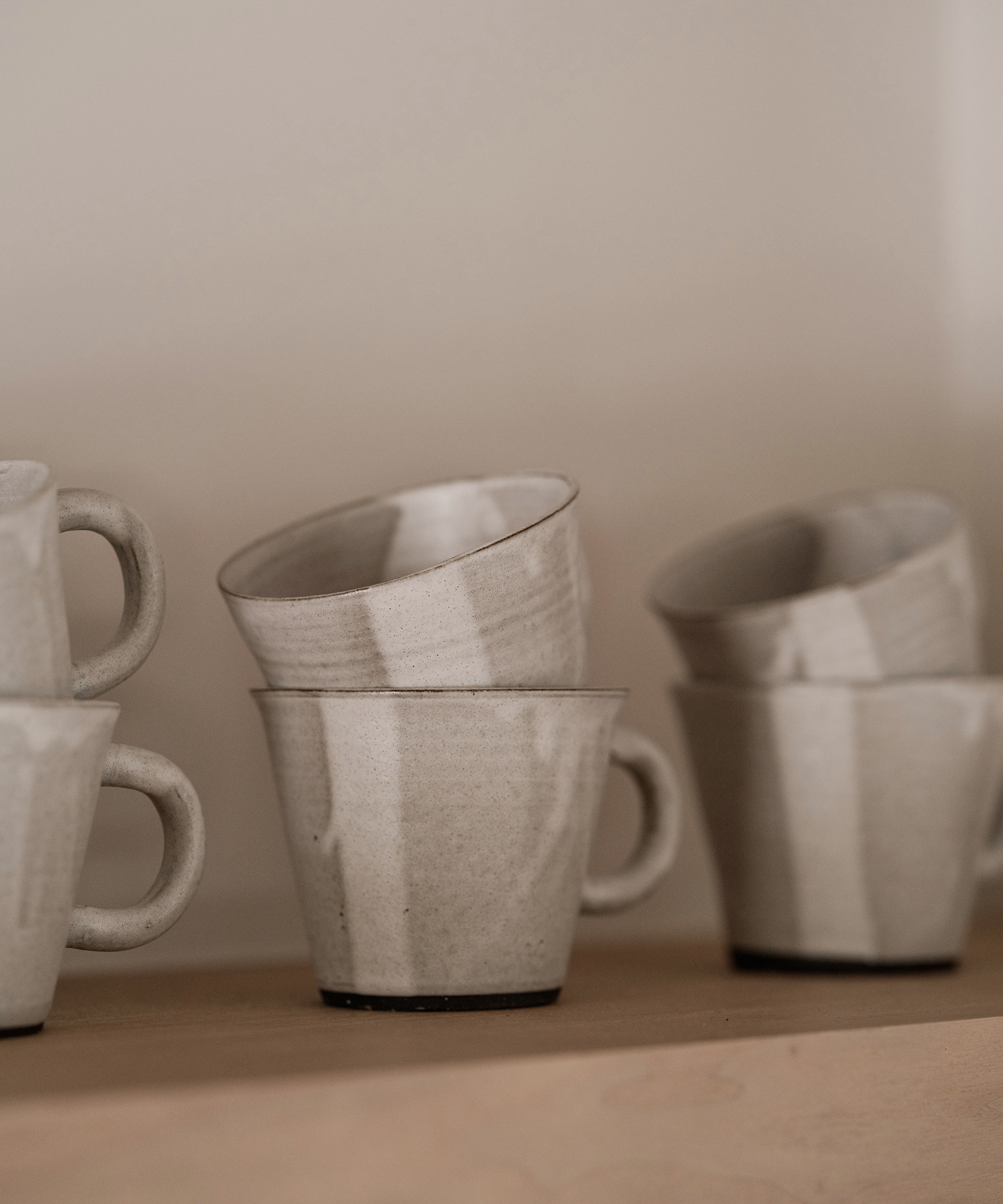 neat-method-julia-hunter-coffee-mugs-shelf