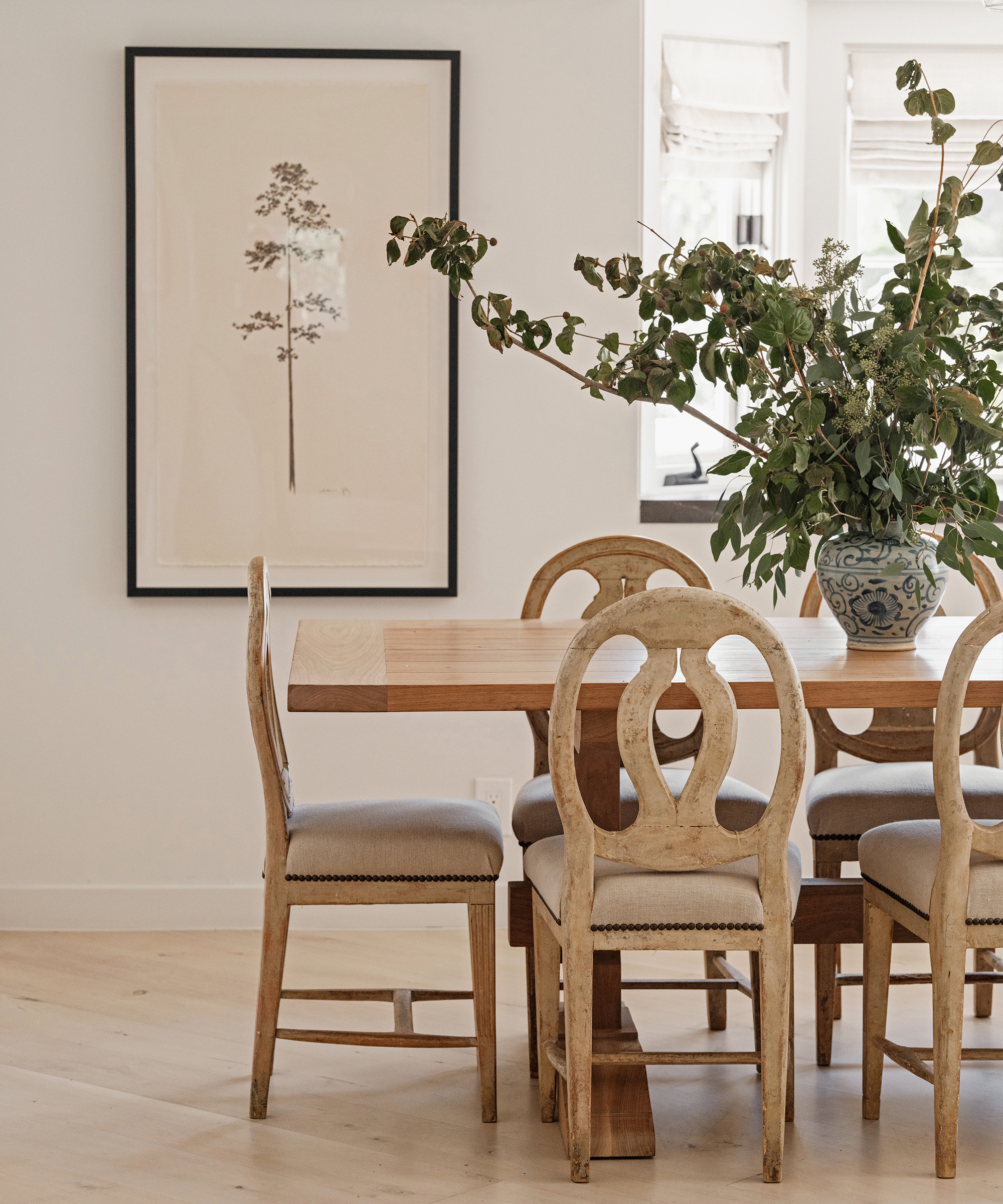 neat-method-julia-hunter-formal-dining-room