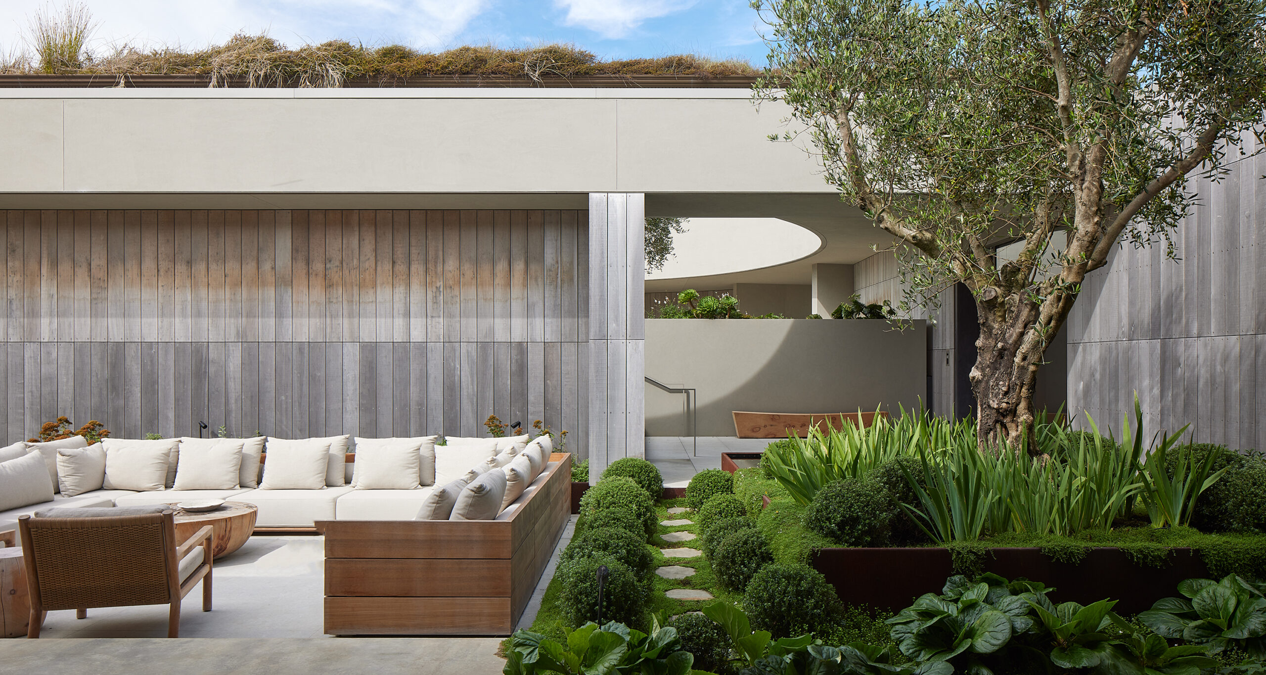 jk-new-zealand-home-tour-courtyard-sectional