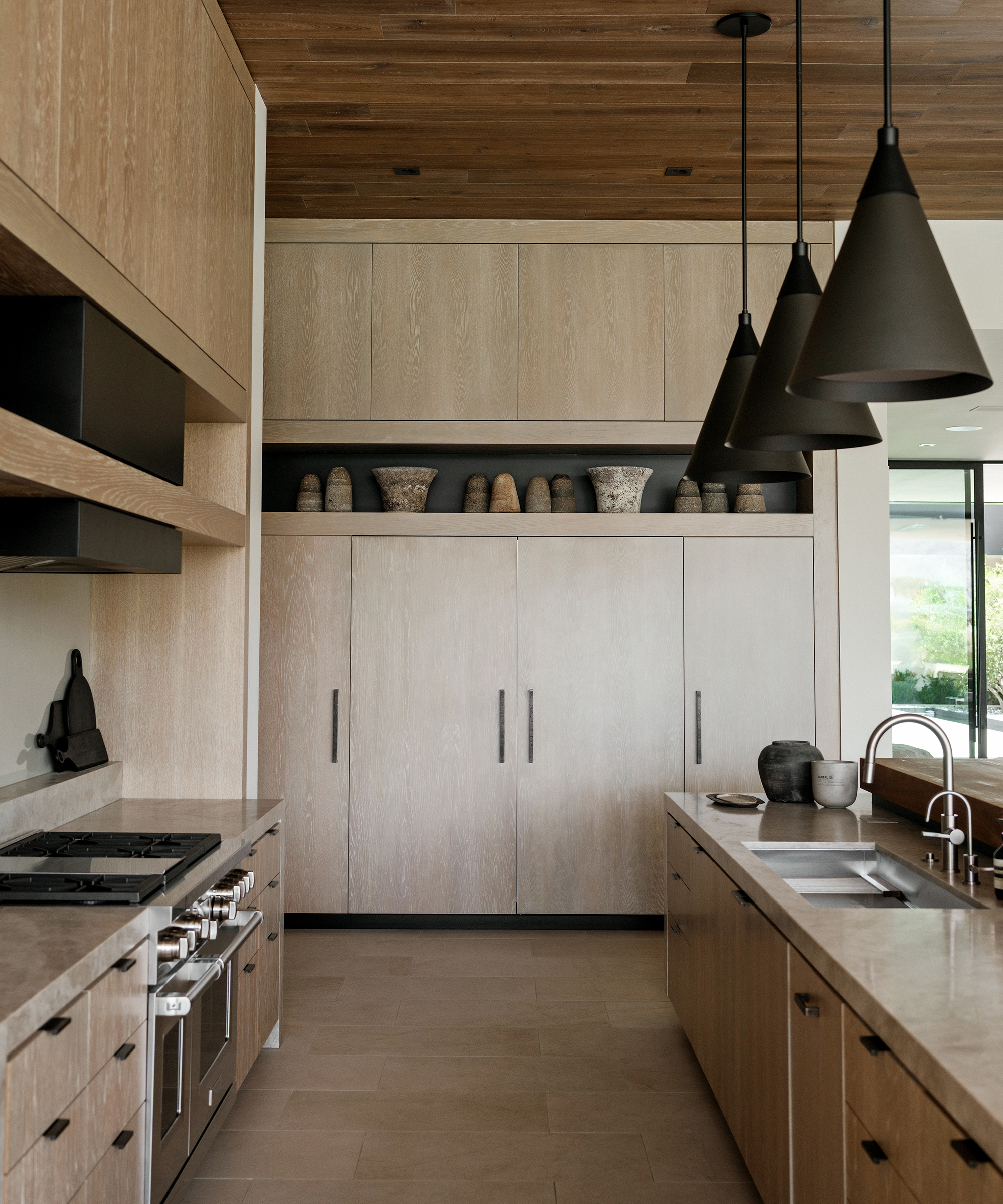 top-home-tours-lucas-interior-kitchen