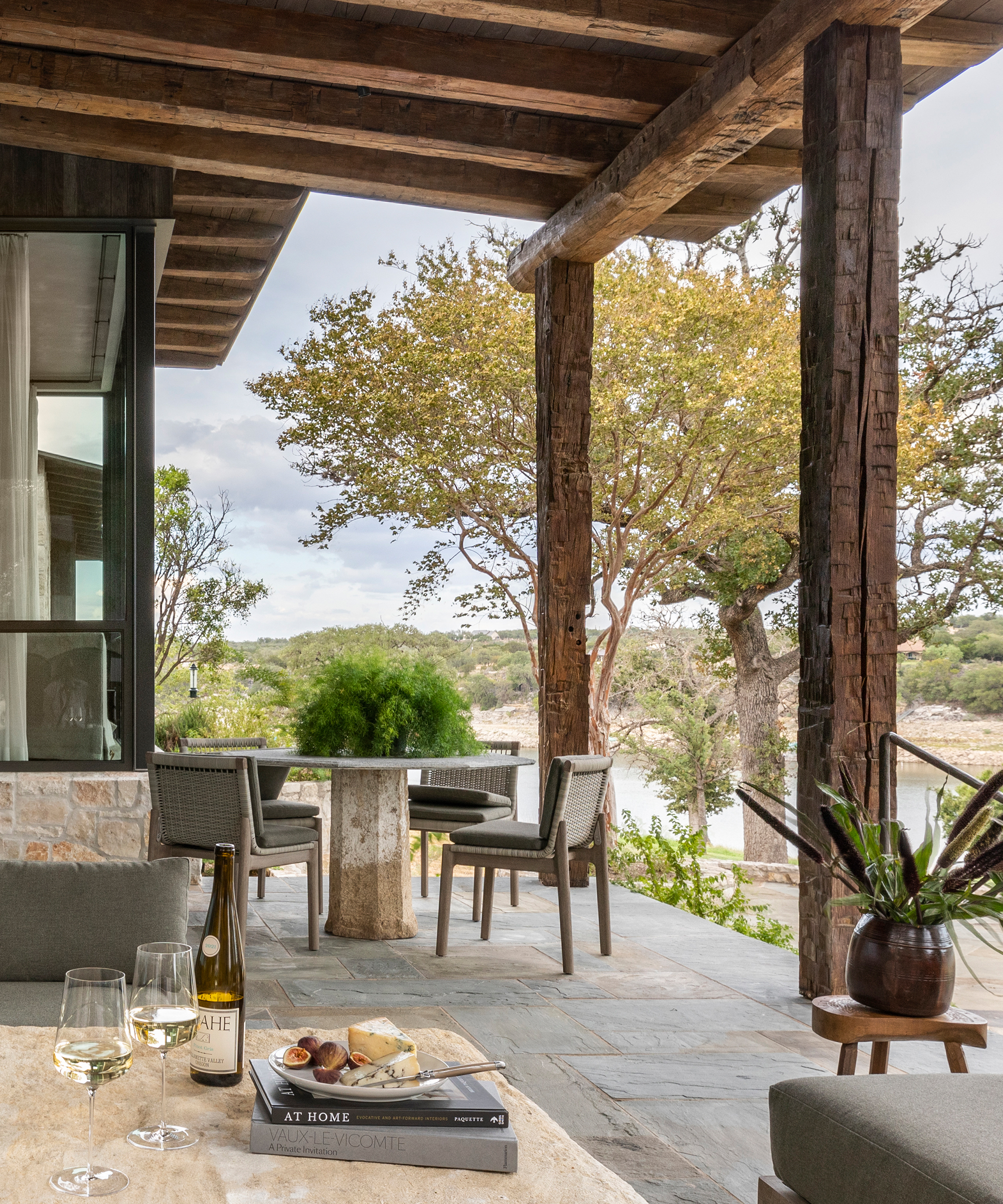 marie-flaningan-outdoor-area-home-tour