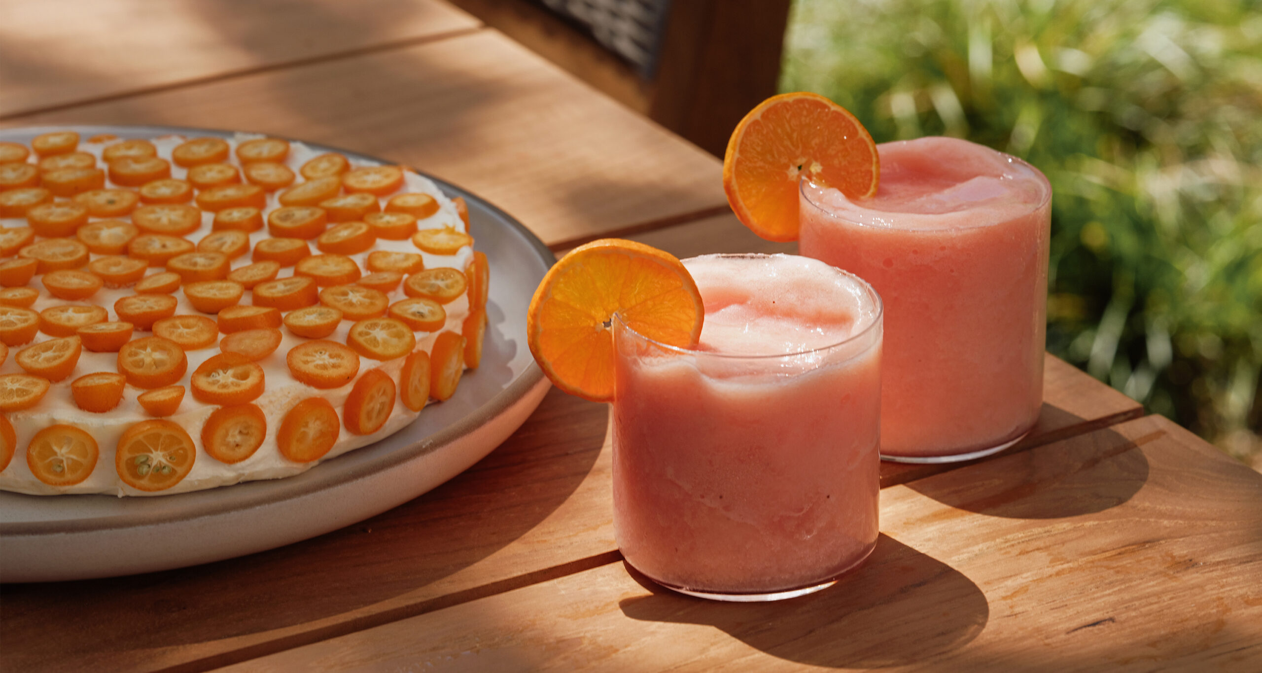 cucina-melissa-spring-outdoor-dinner-kumquat-cake-frozen-palomas