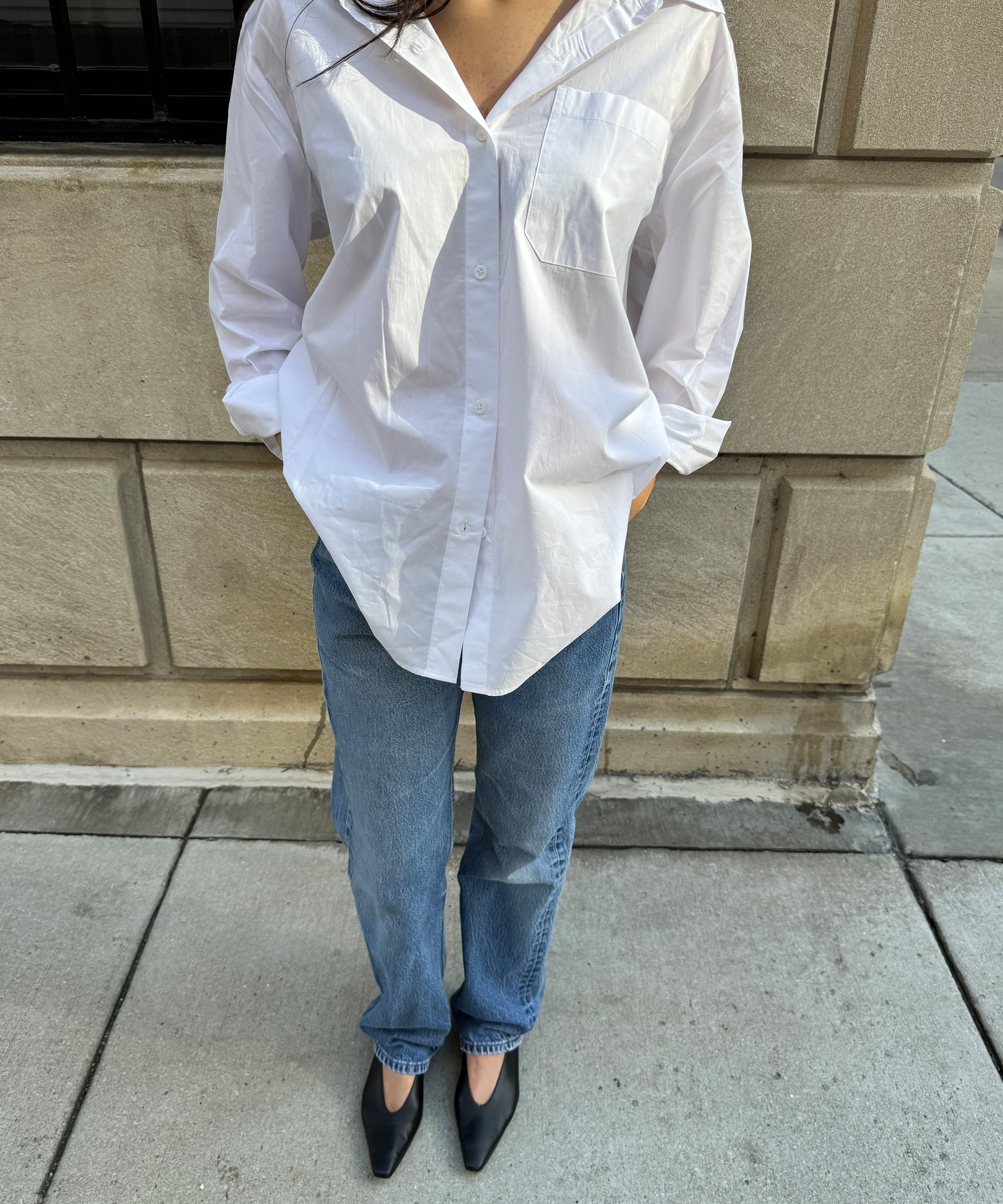 ilana-torbiner-in-uniform-boyfriend-shirt-classic-jeans