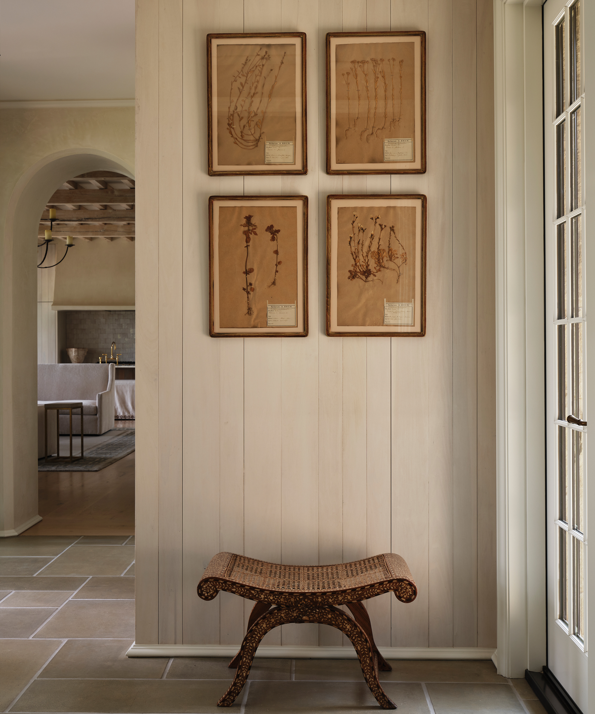 jeffrey-dungasn-home-tour-art-wall