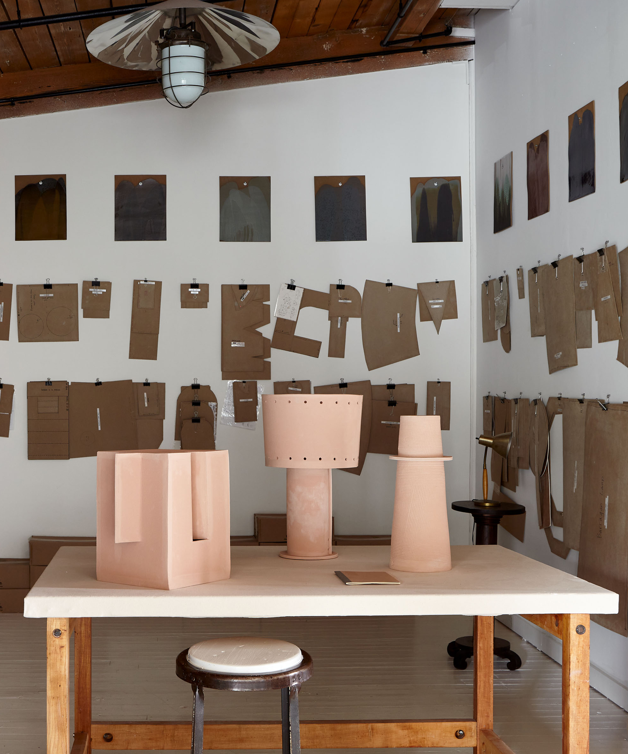 jenni-kayne-dumais-collaboration-work-table-ceramics
