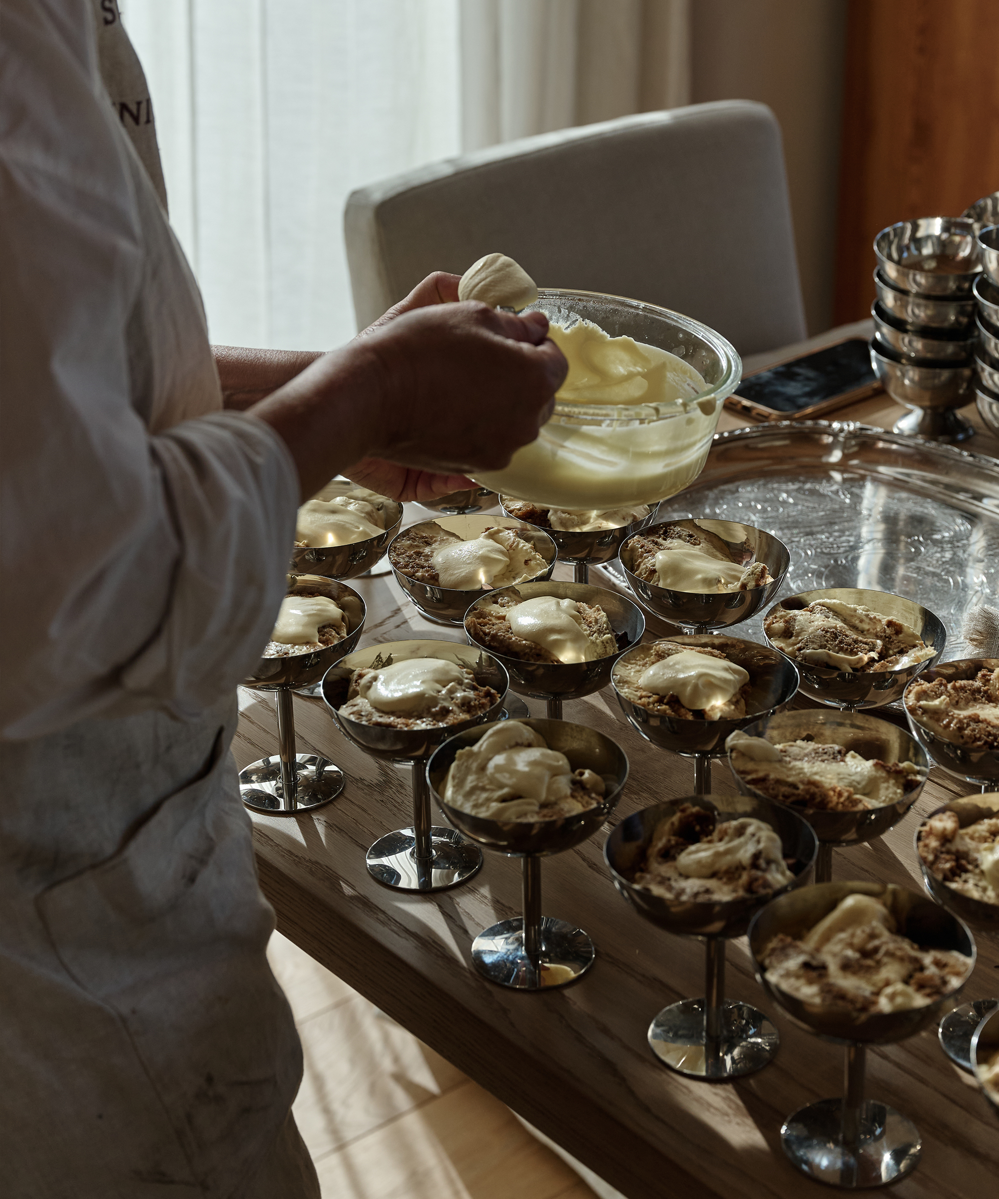 jenni-kayne-staub-event-dessert-creation-dining-room