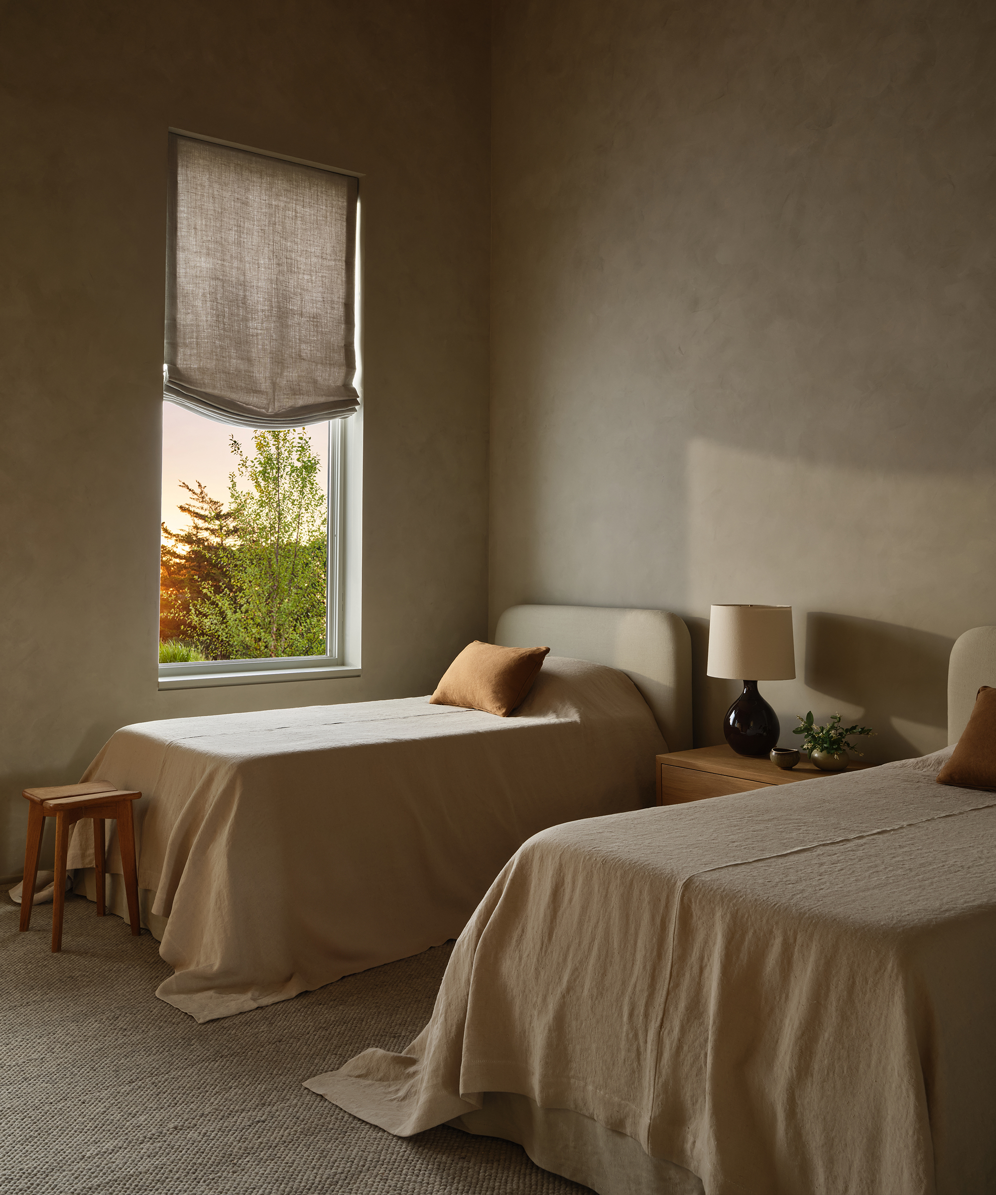 best-of-home-tour-jeffrey-dungan-twin-bedroom