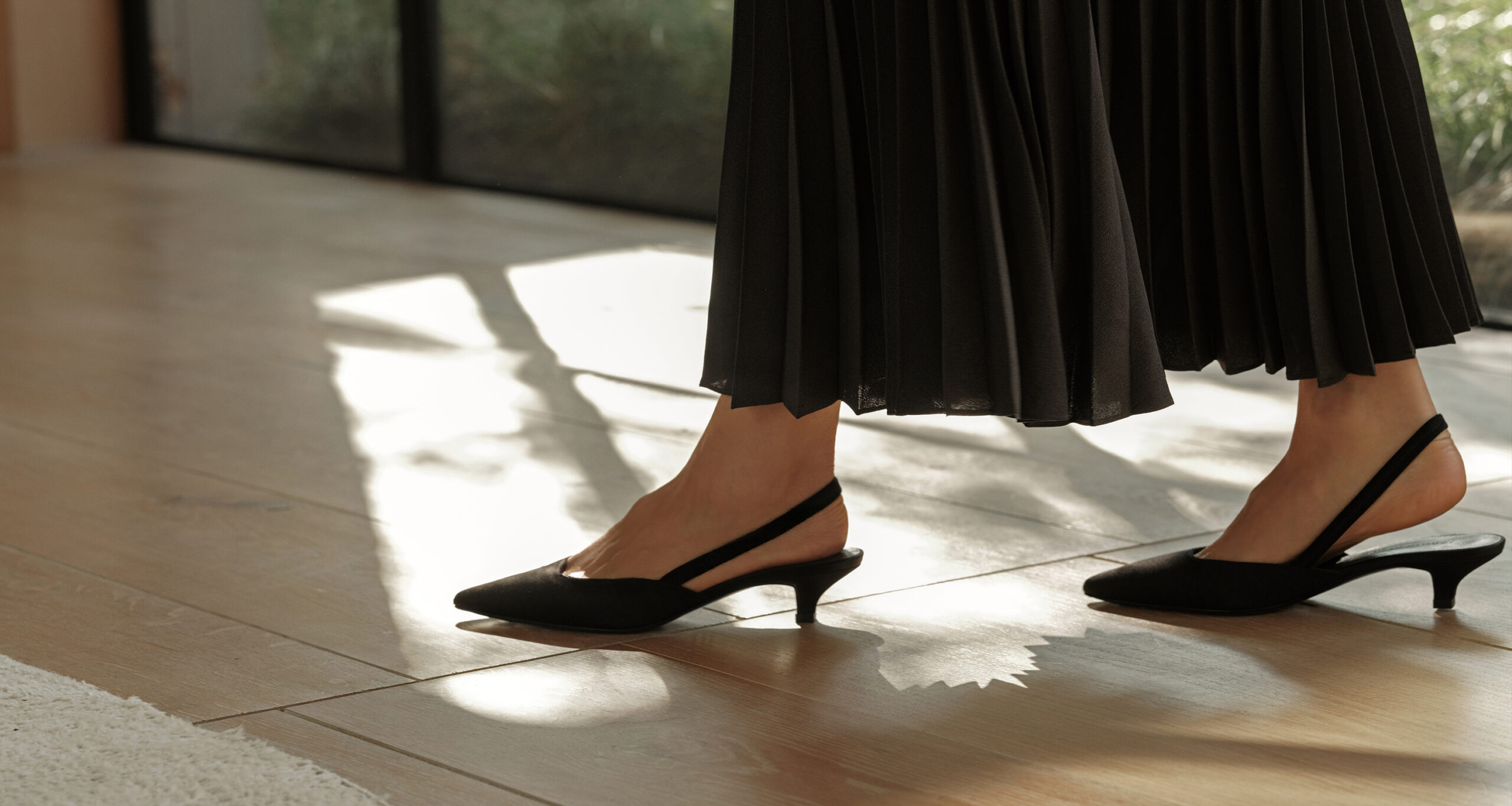 jenni-holiday-attire-kitten-heel