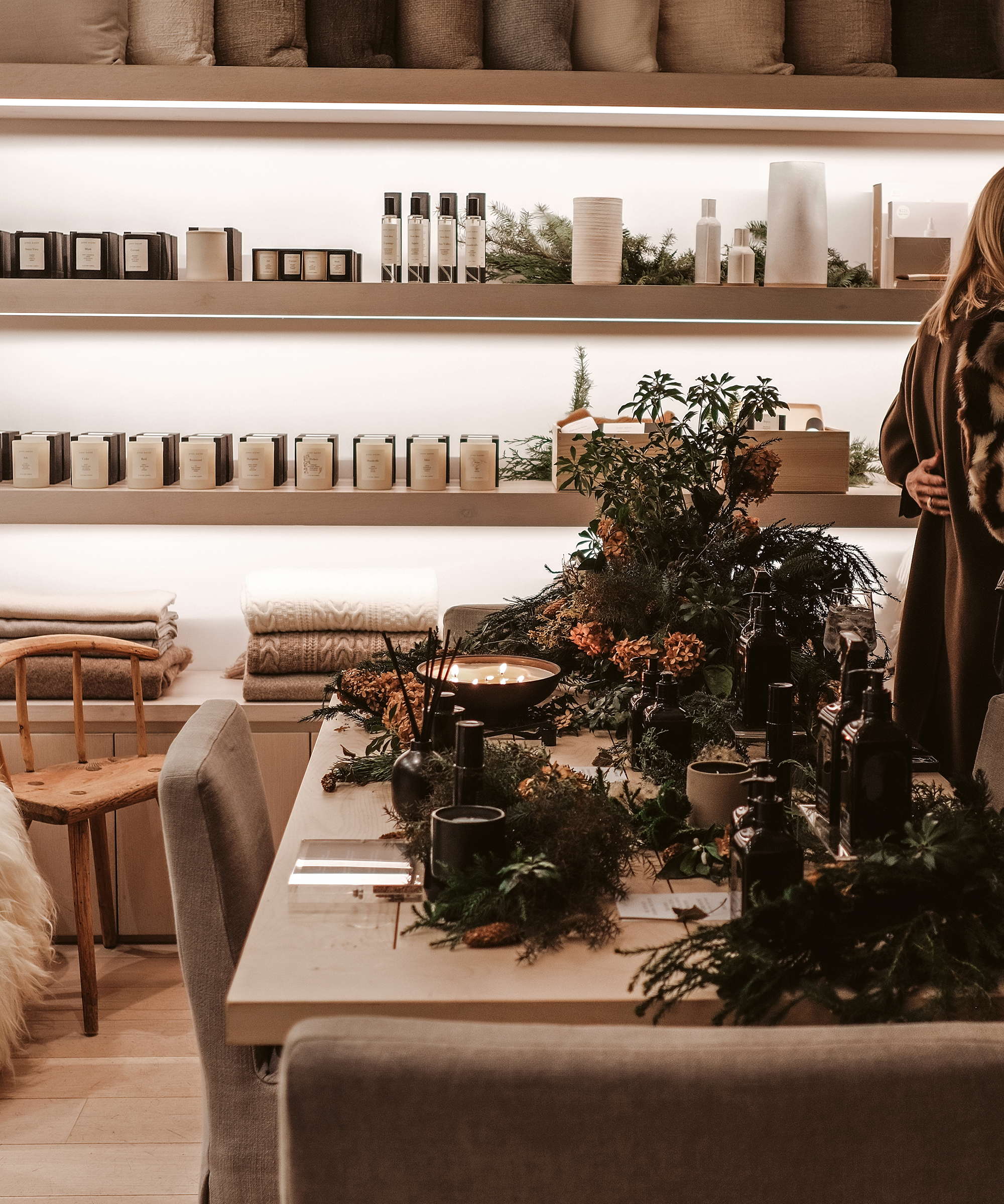 jenni-kayne-homecourt-store-activation-front-table